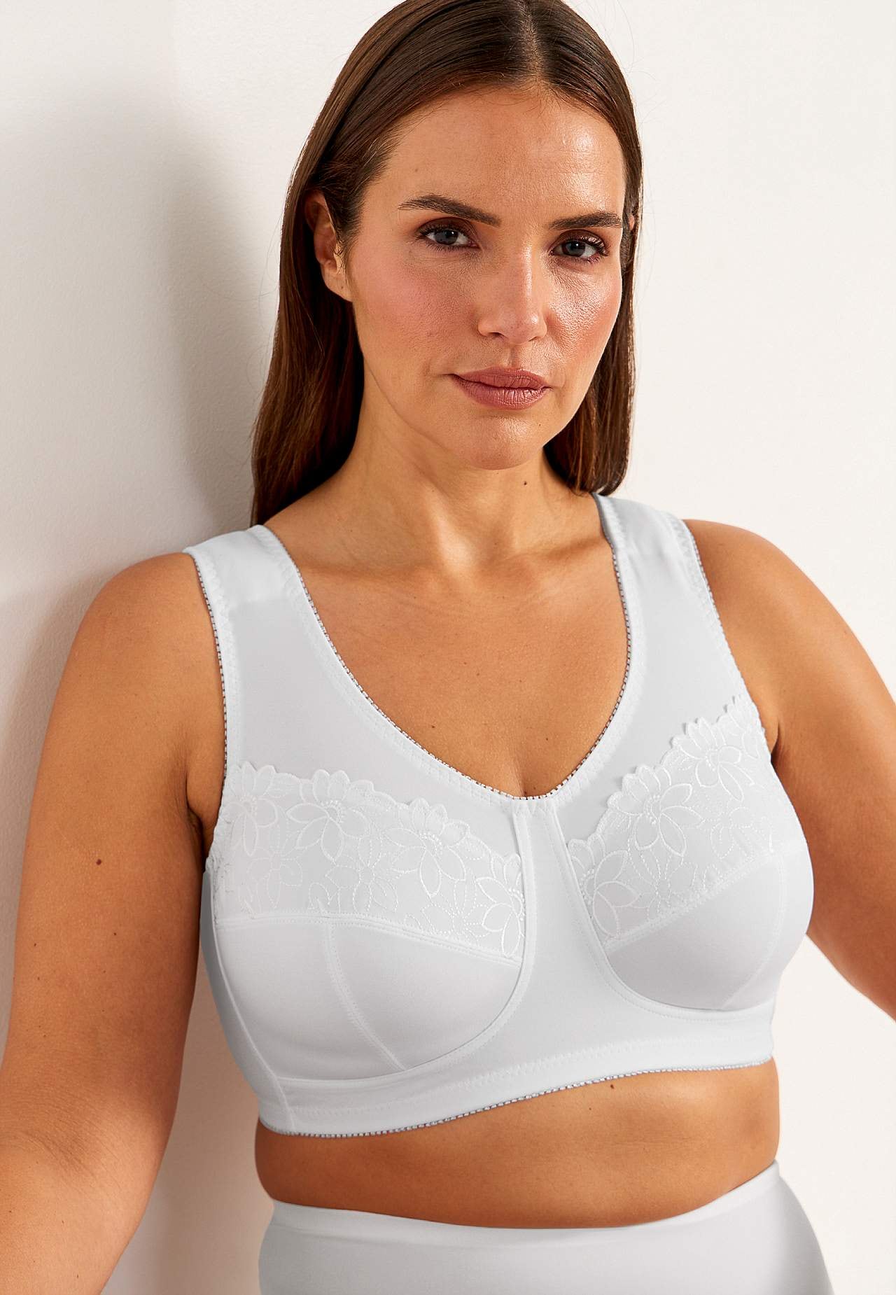 Soft BH med broderi