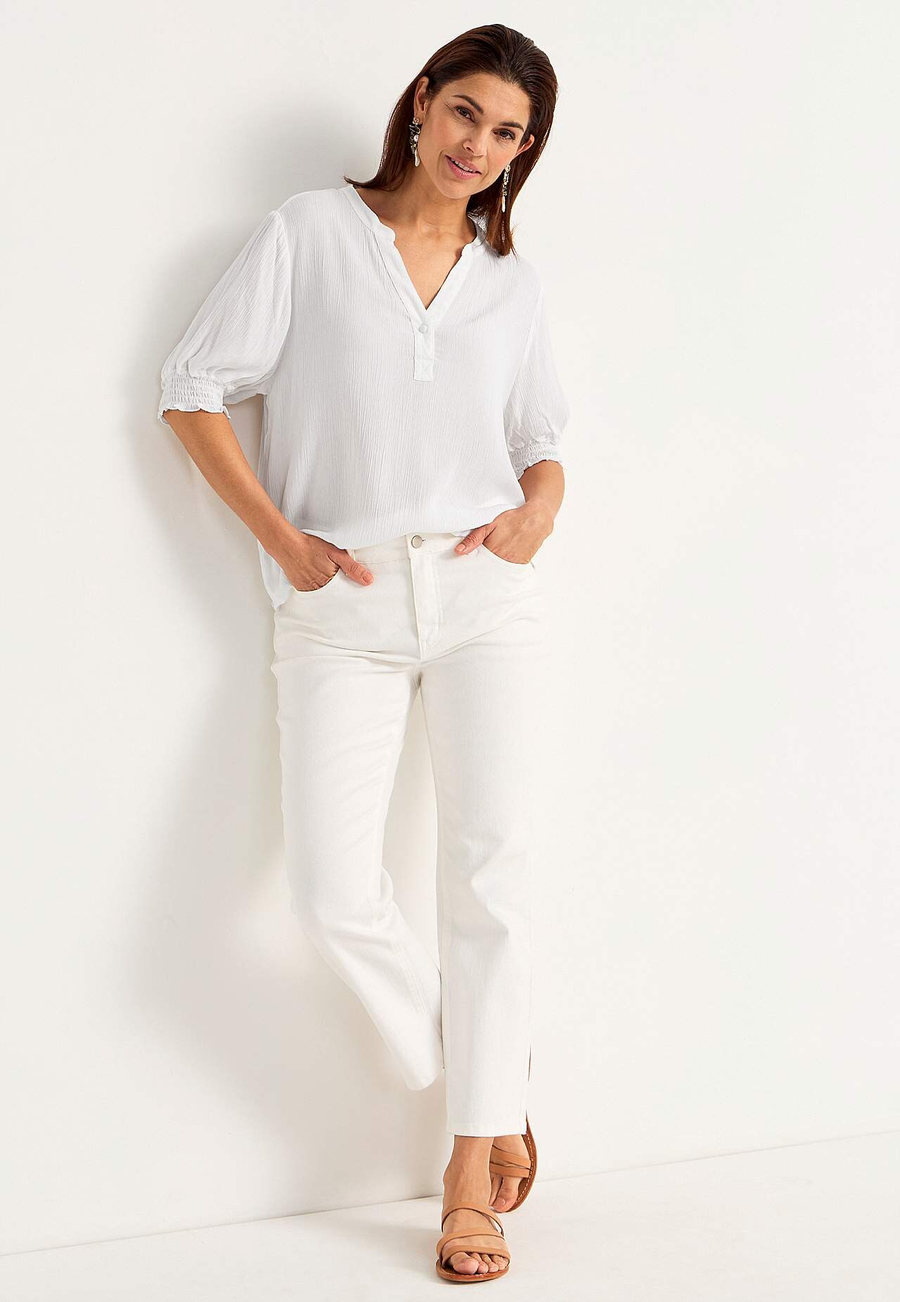 Kreppet bluse med smock