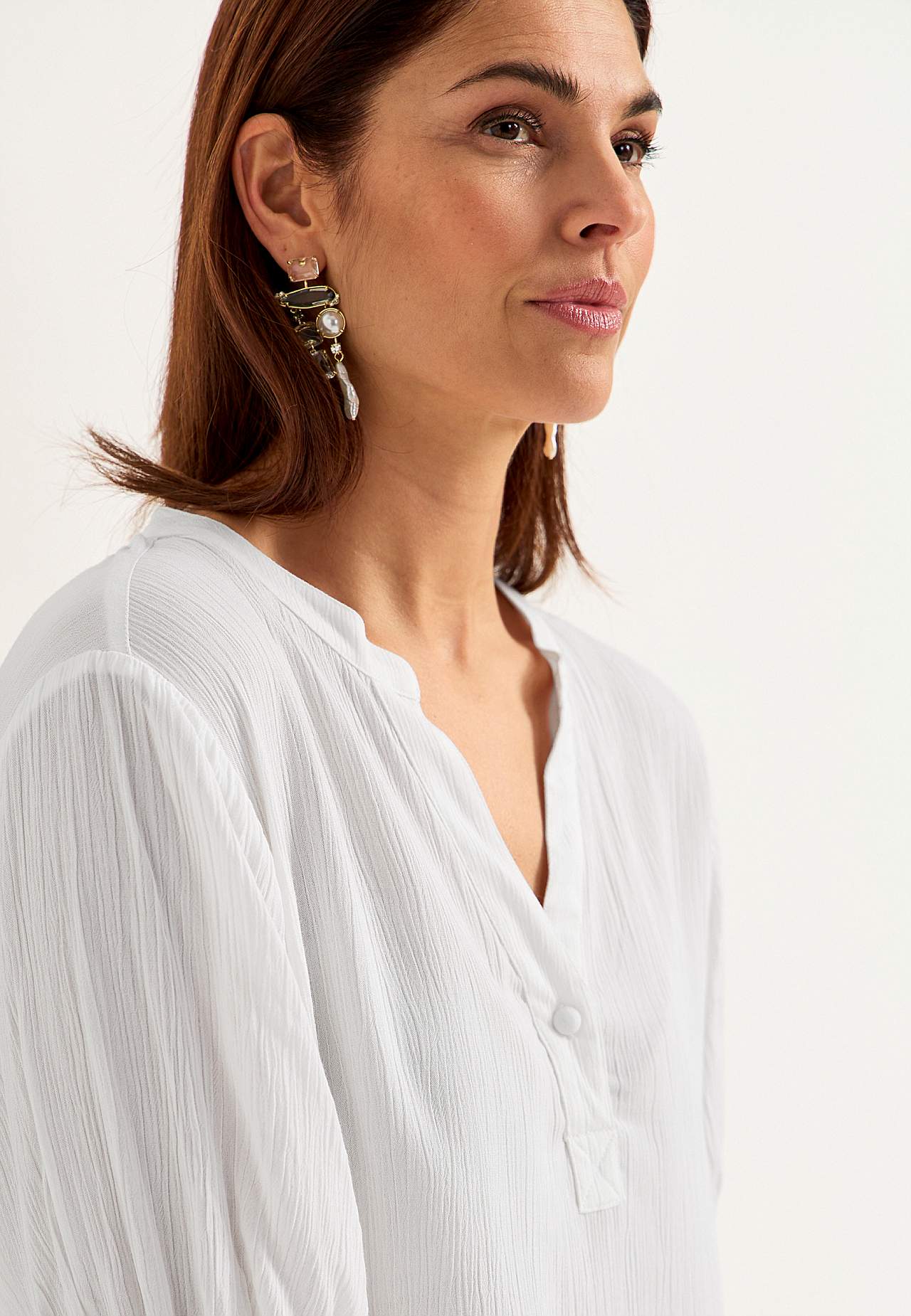 Kreppet bluse med smock