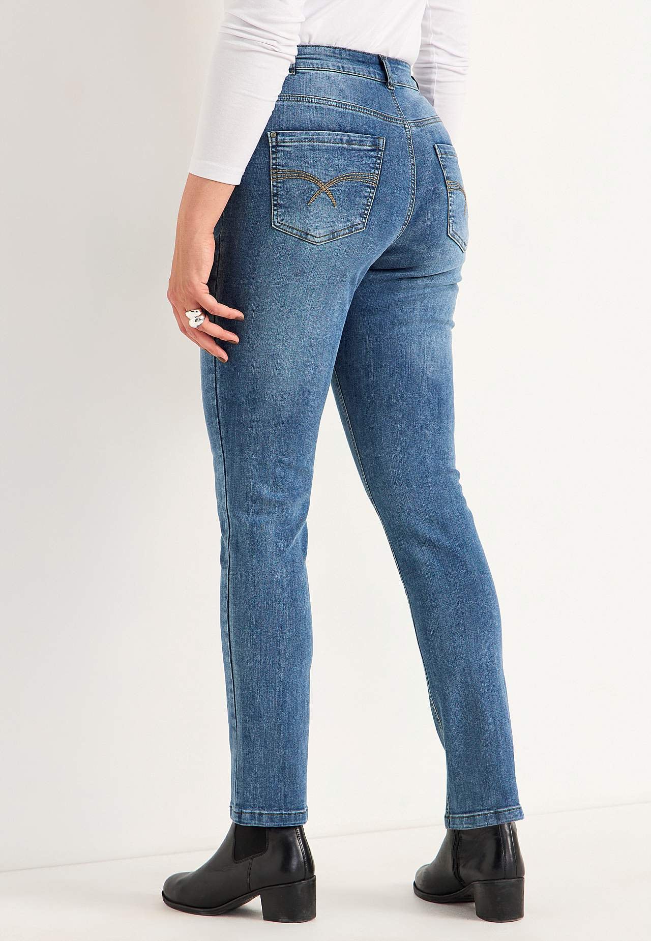 Jeans med elastik i siderne
