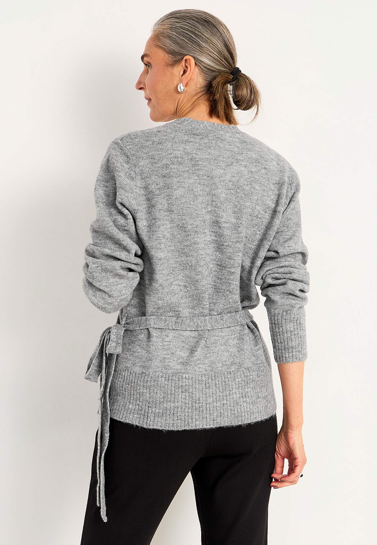 Strikket cardigan med slå-om design