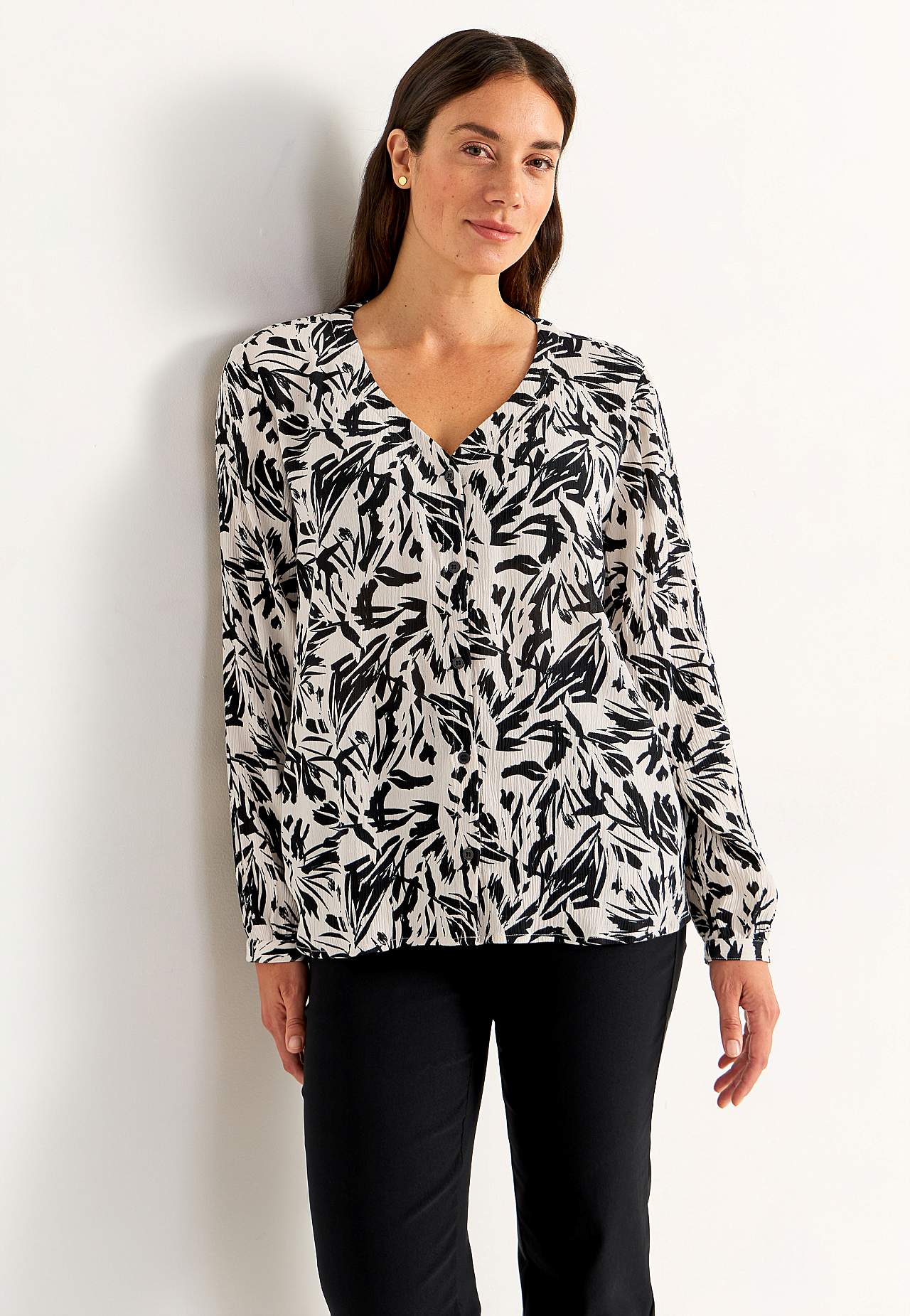 Bluse med crepe kvalitet