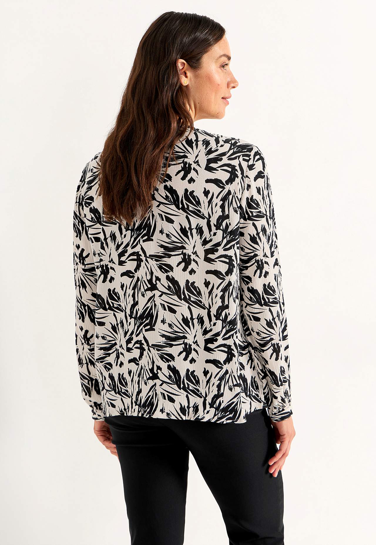 Bluse med crepe kvalitet