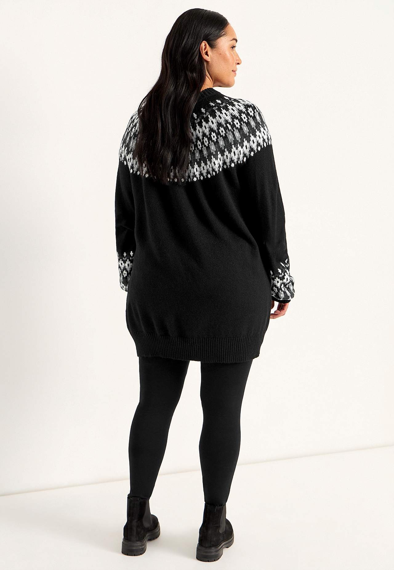 Strikket, jacquardmønstret trøje