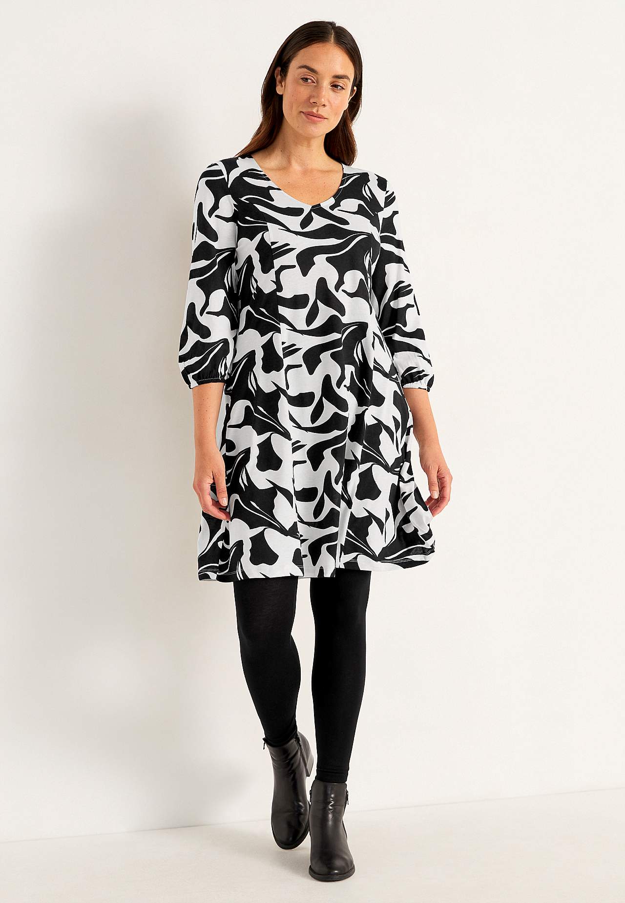 Jerseykjole med prinsessesnit