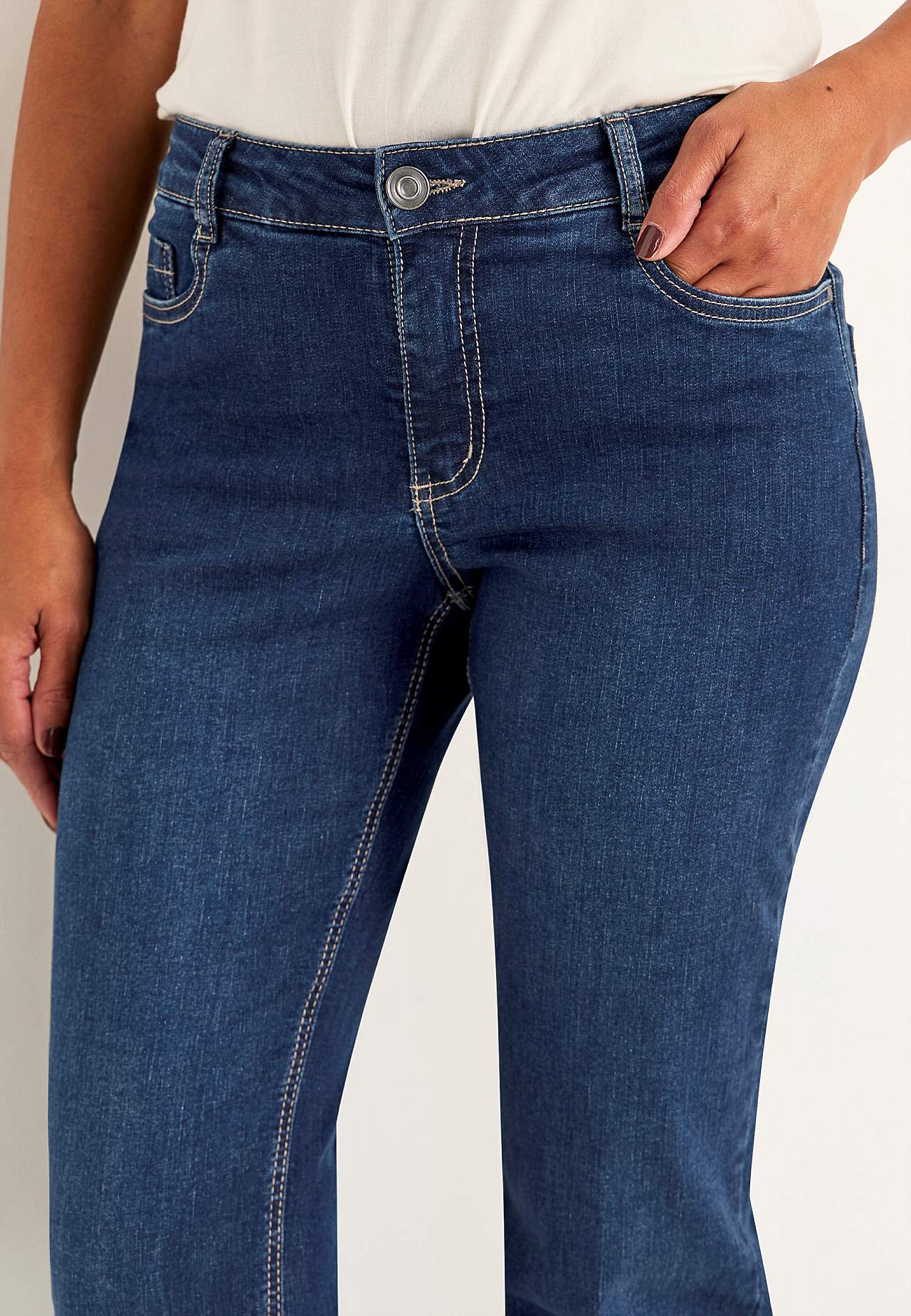 Komfortable stretchjeans med lige ben