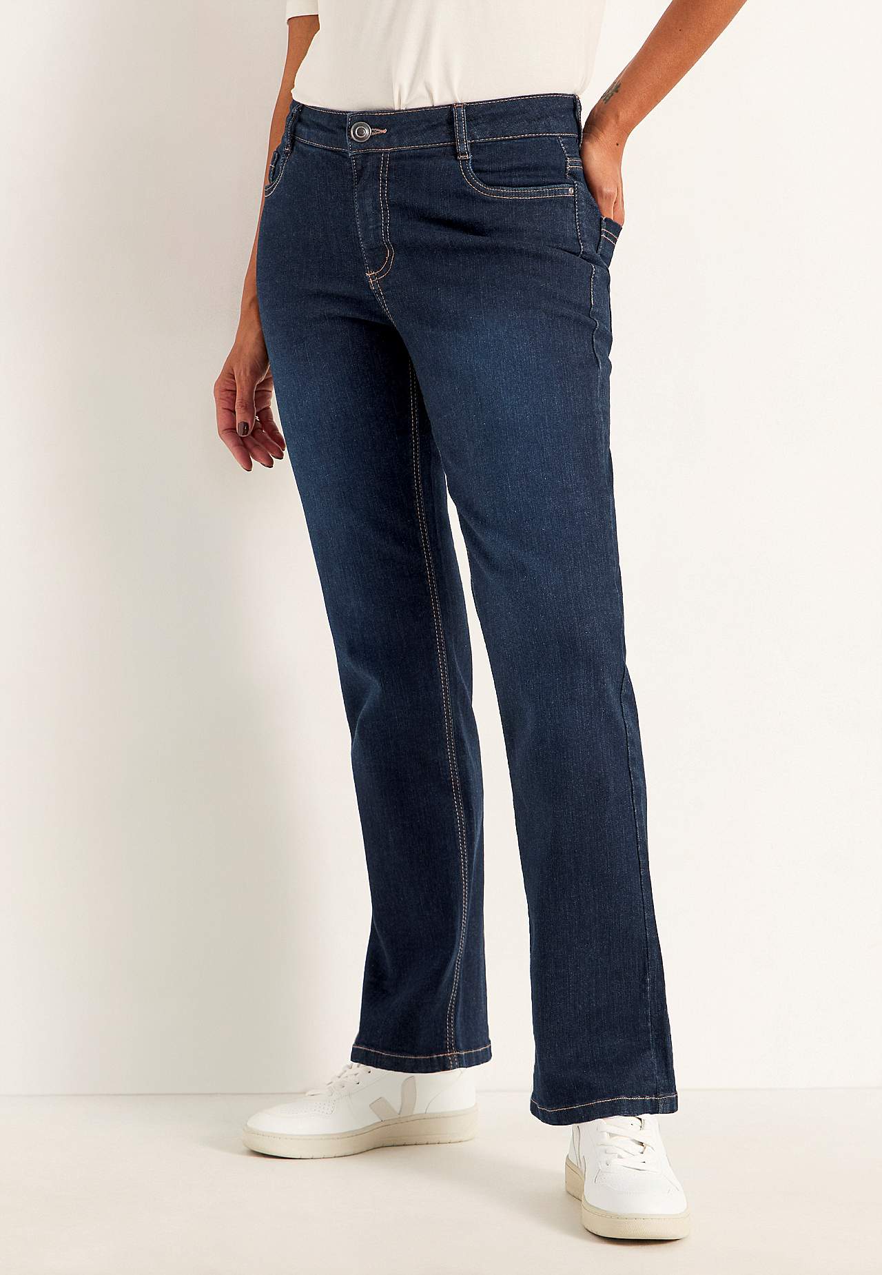 Komfortable stretchjeans med lige ben