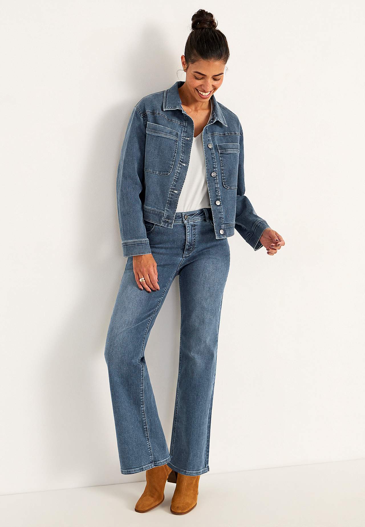 Brede jeans i denim med superstræk