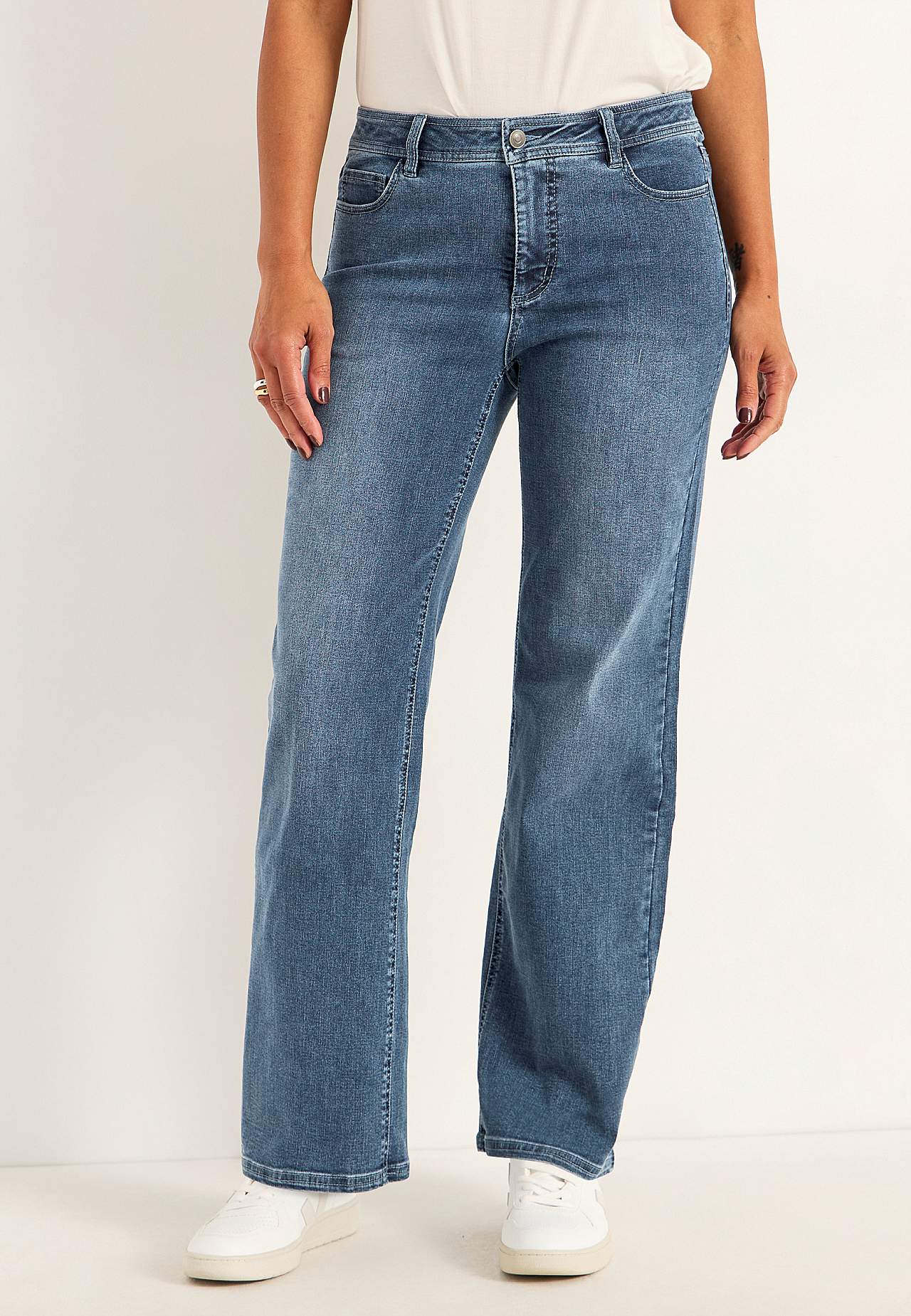 Brede jeans i denim med superstræk