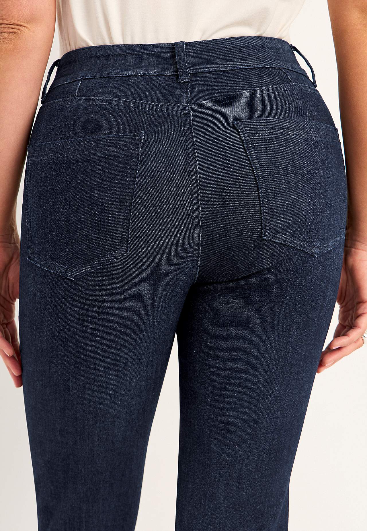 Brede jeans i denim med superstræk