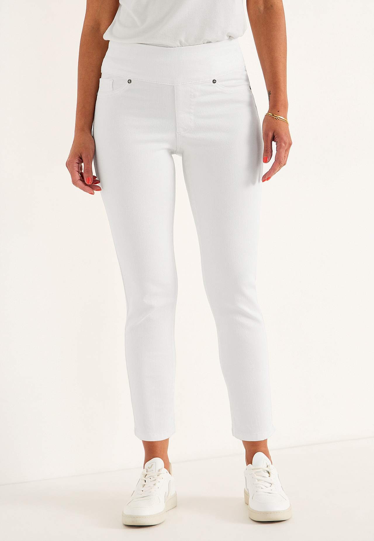 Superkomfortable ankeljeans i denim