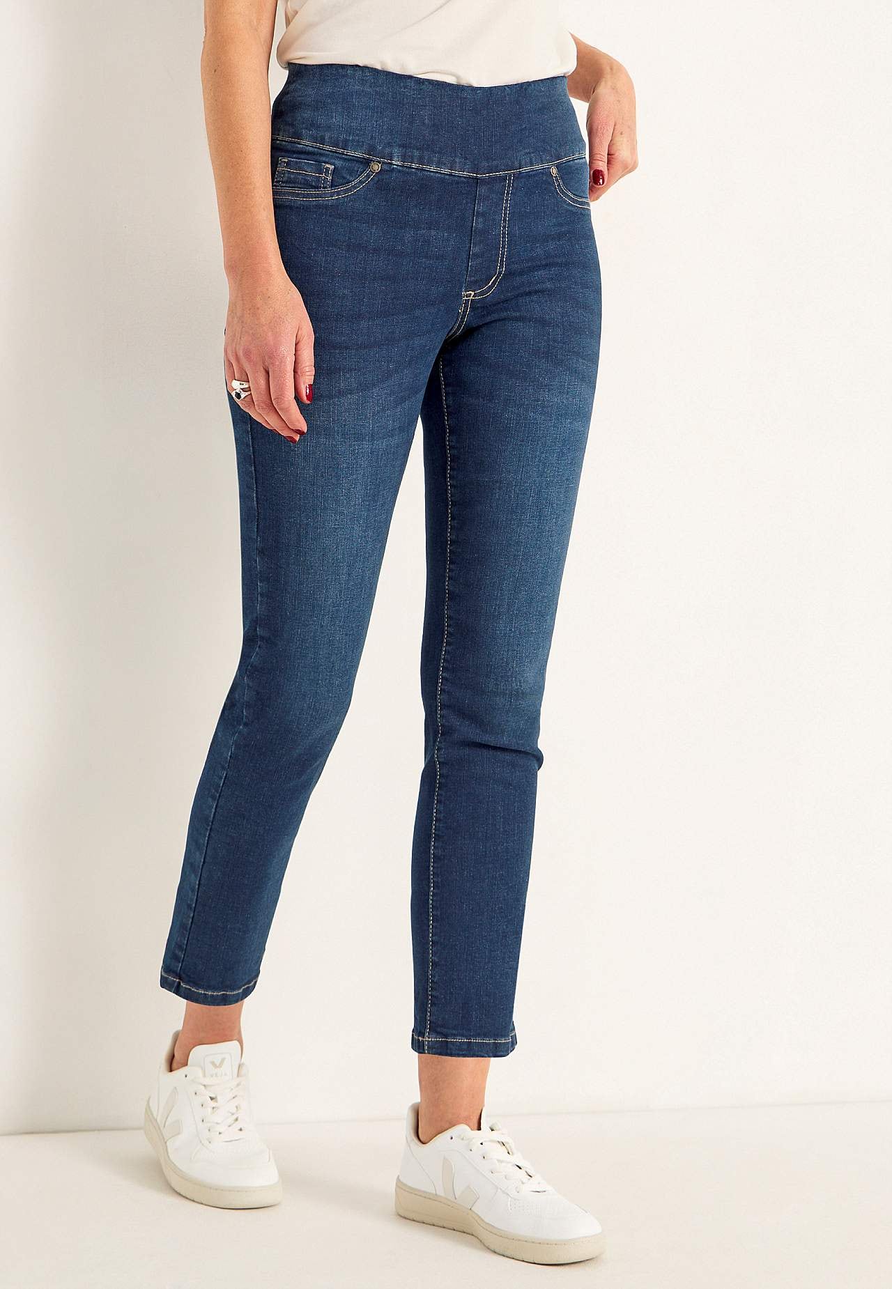 Superkomfortable ankeljeans i denim