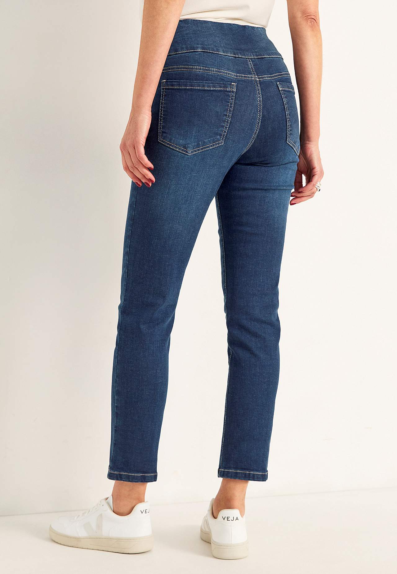 Superkomfortable ankeljeans i denim