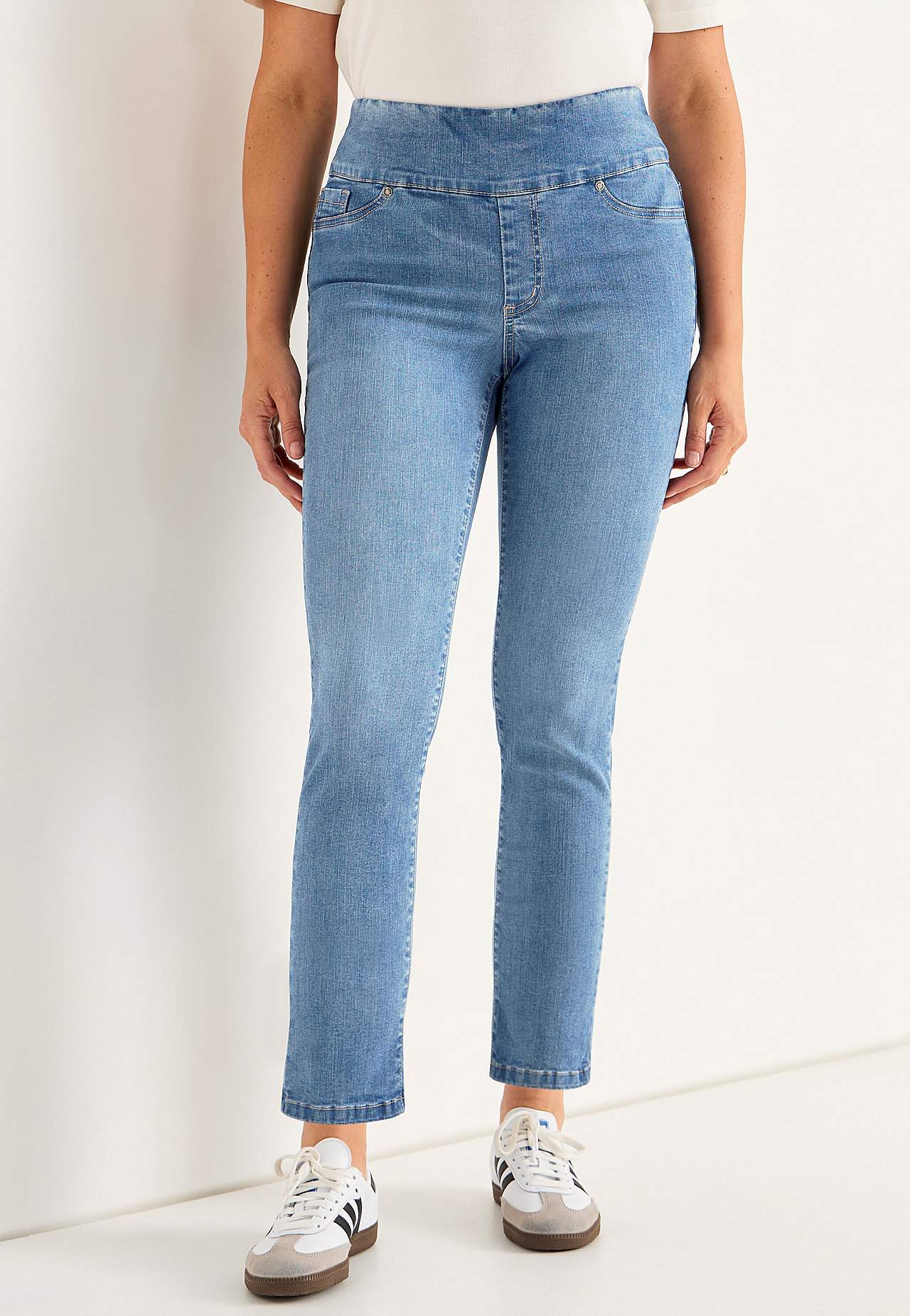 Superkomfortable ankeljeans i denim