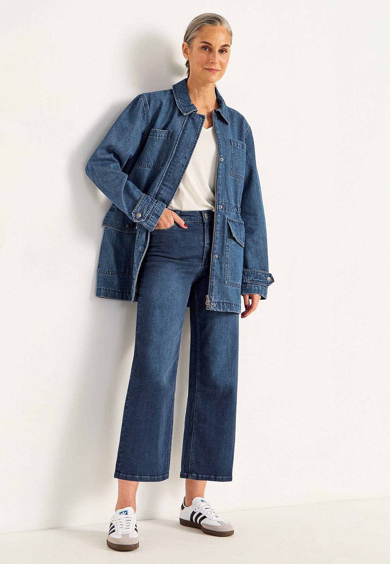 Elastiske ankeljeans