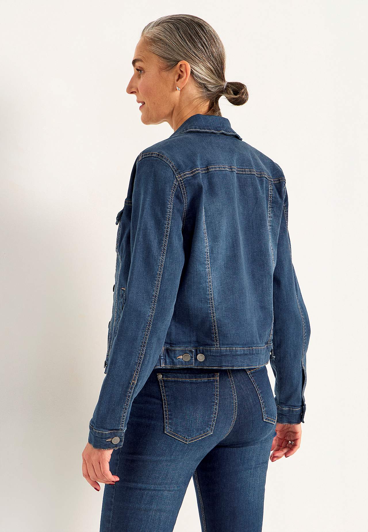 Elastisk jeansjakke