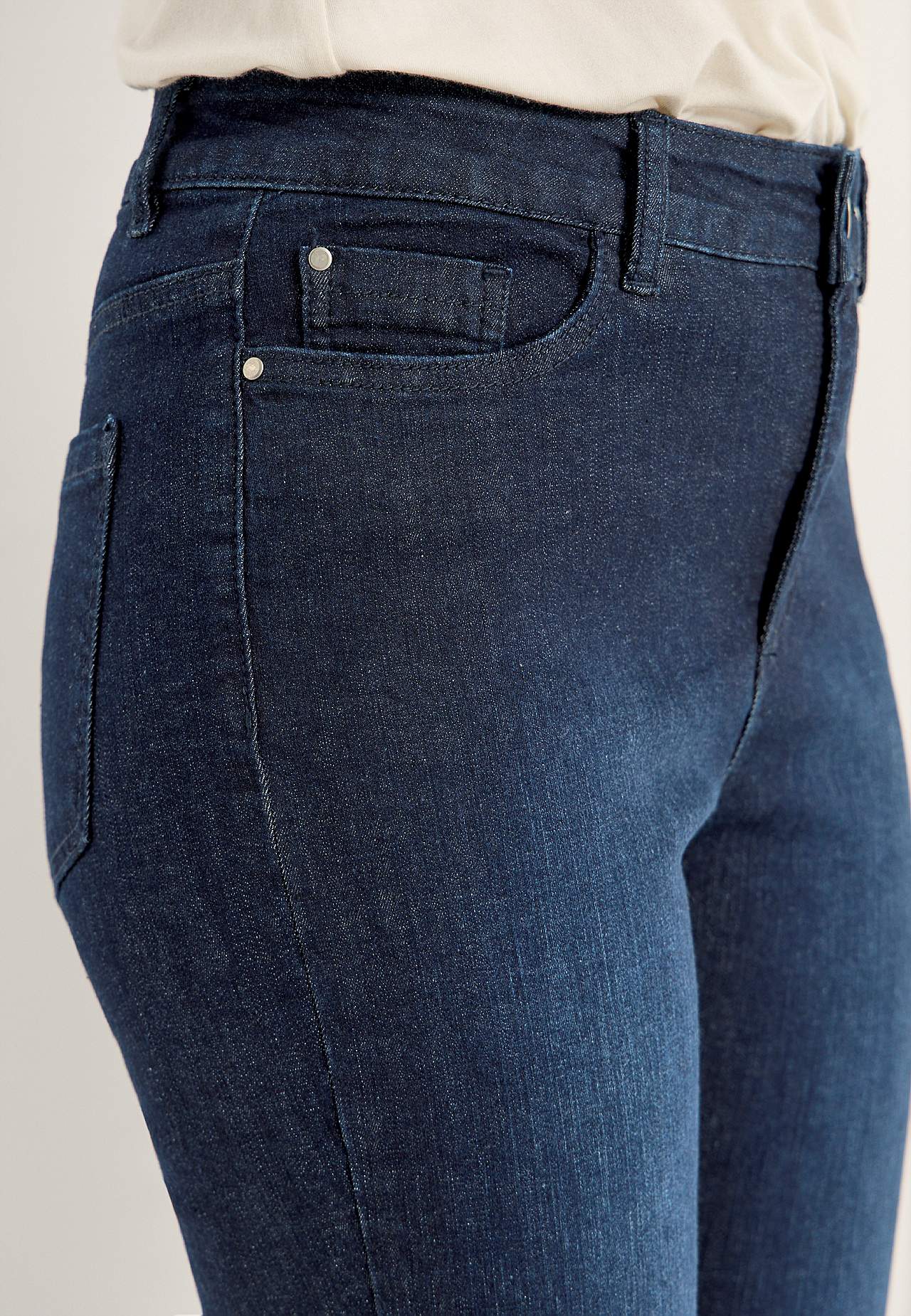 Crop jeans med design med fem lommer