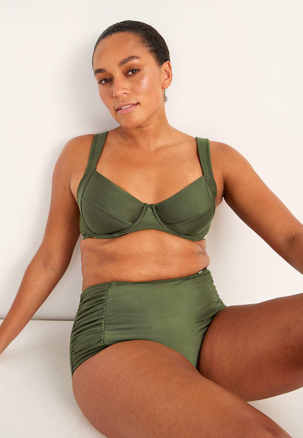 Ensfarvet bikini-bh