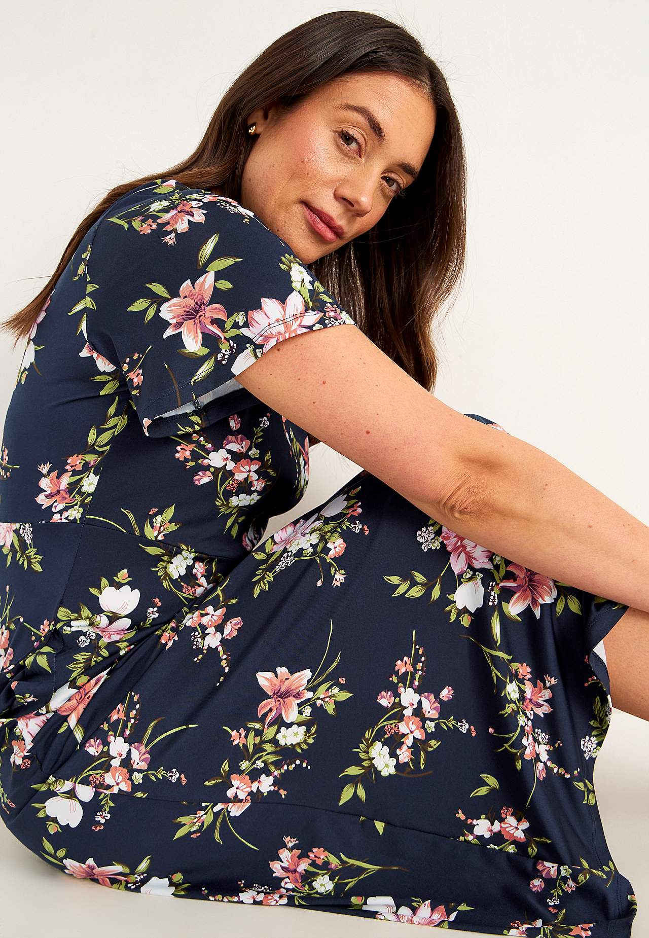 Jerseykjole med et blomstermønster