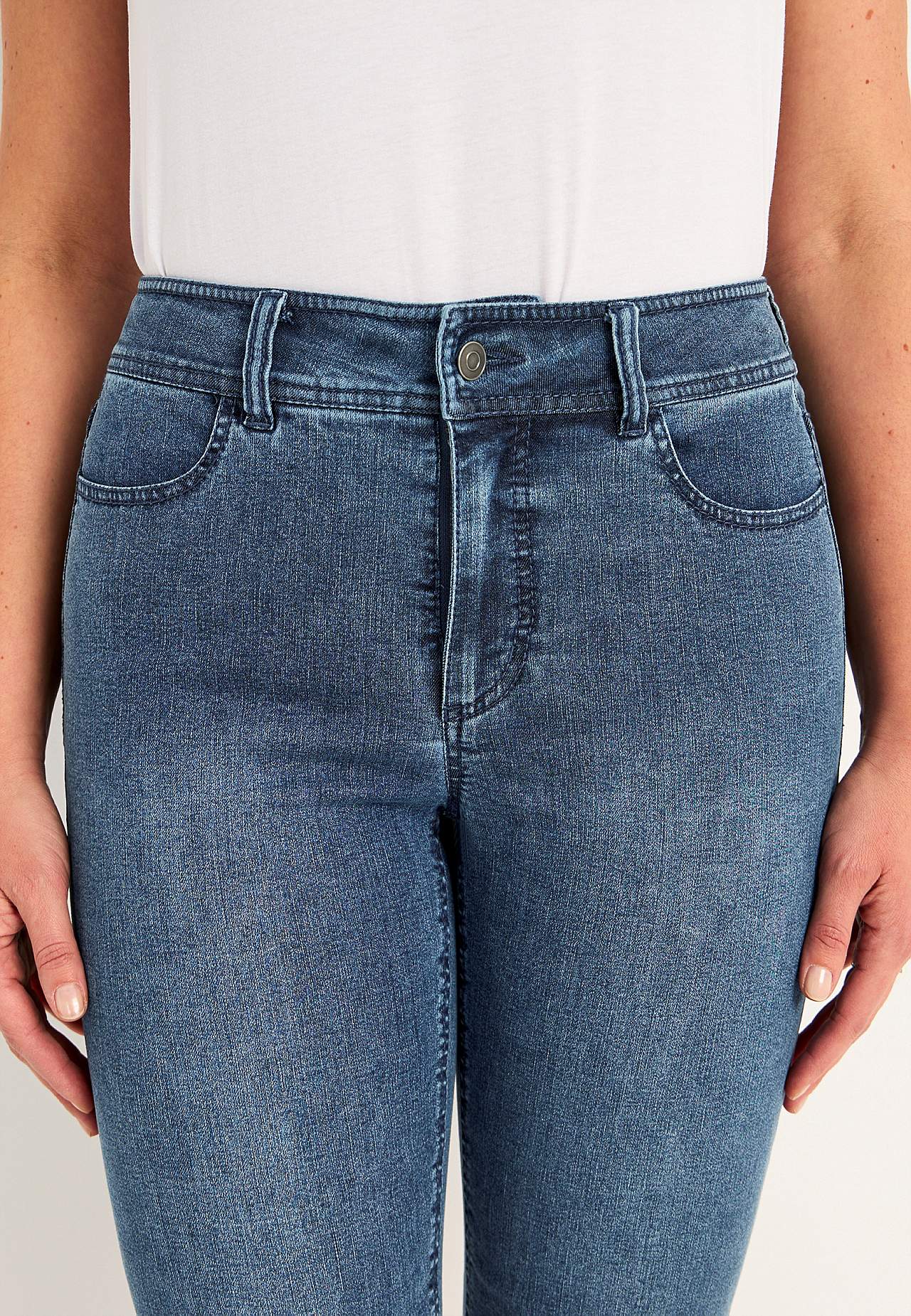 Crop jeans med superstræk