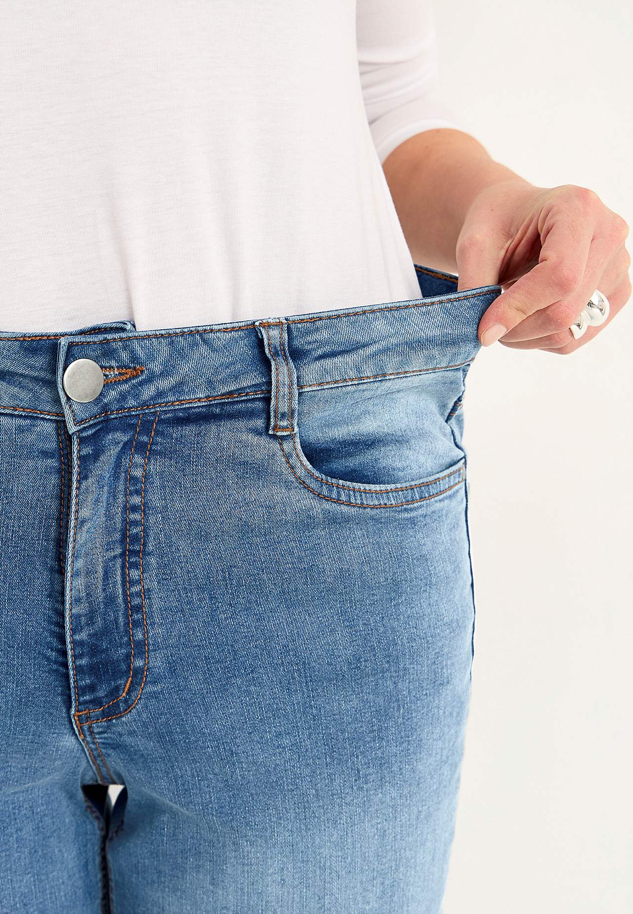 Brede, lange jeans med høj talje