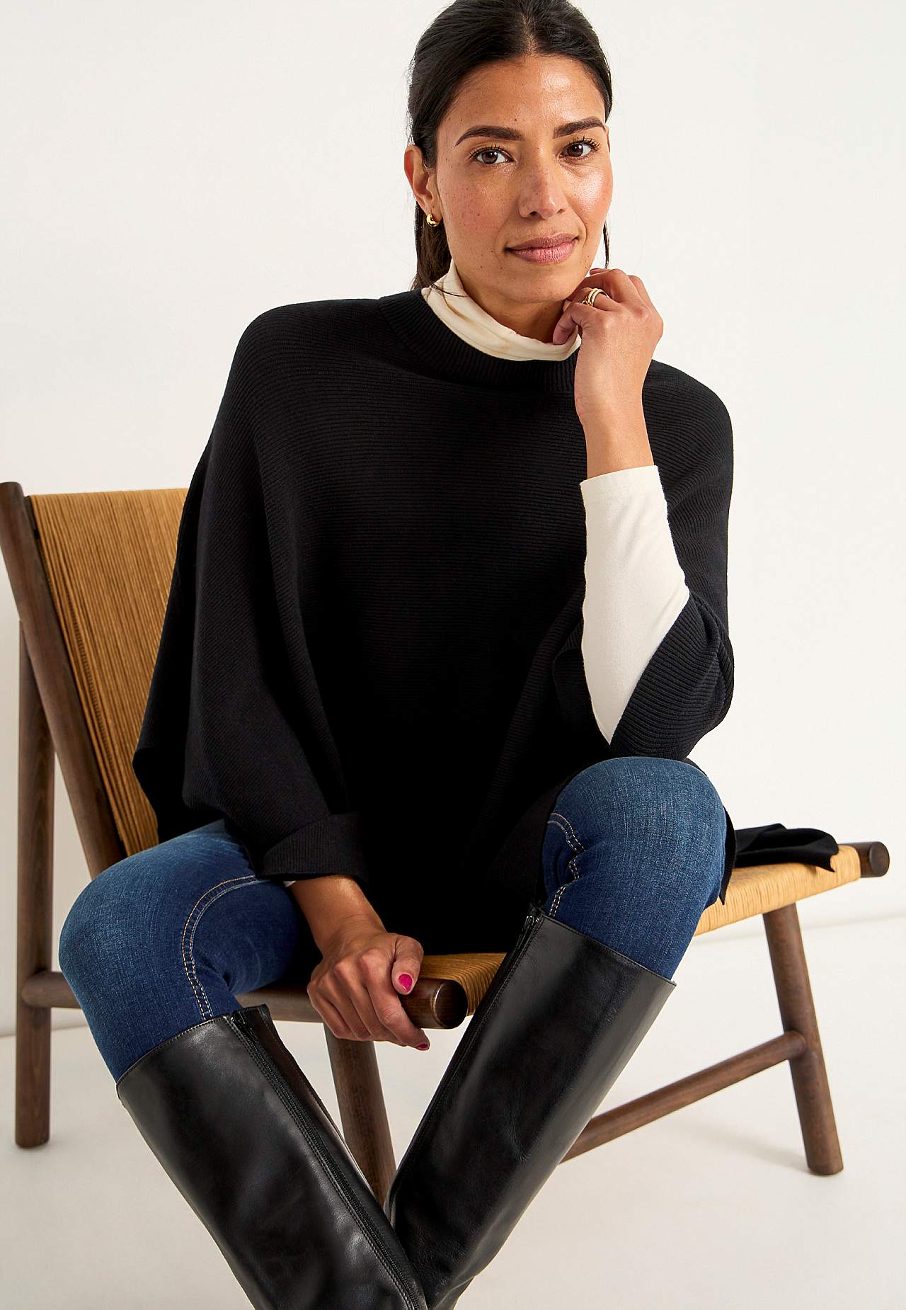 Fintstrikket poncho