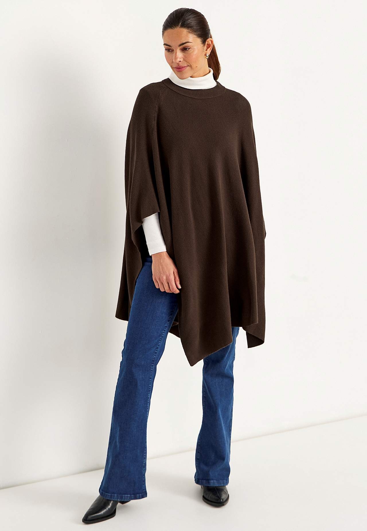Fintstrikket poncho