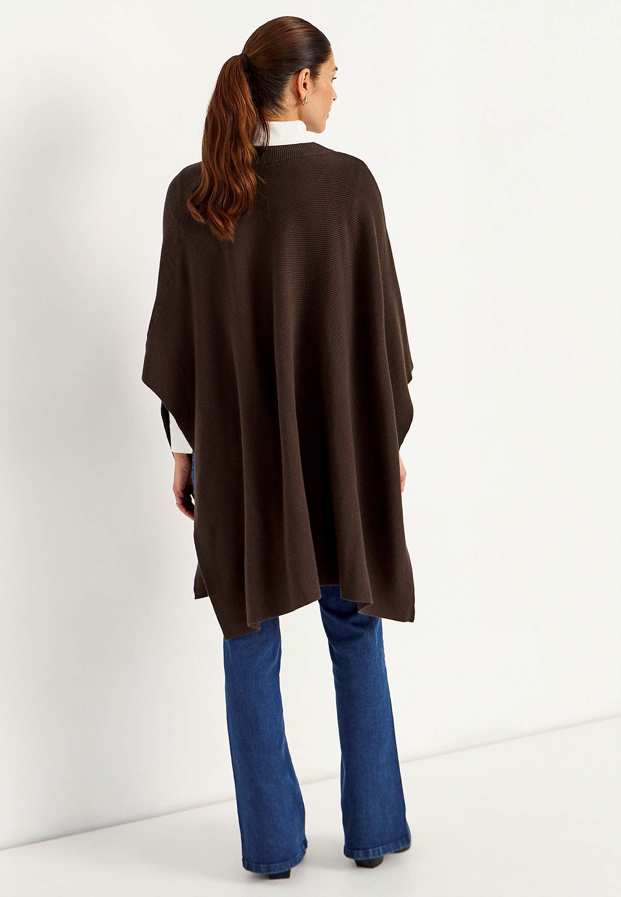 Fintstrikket poncho