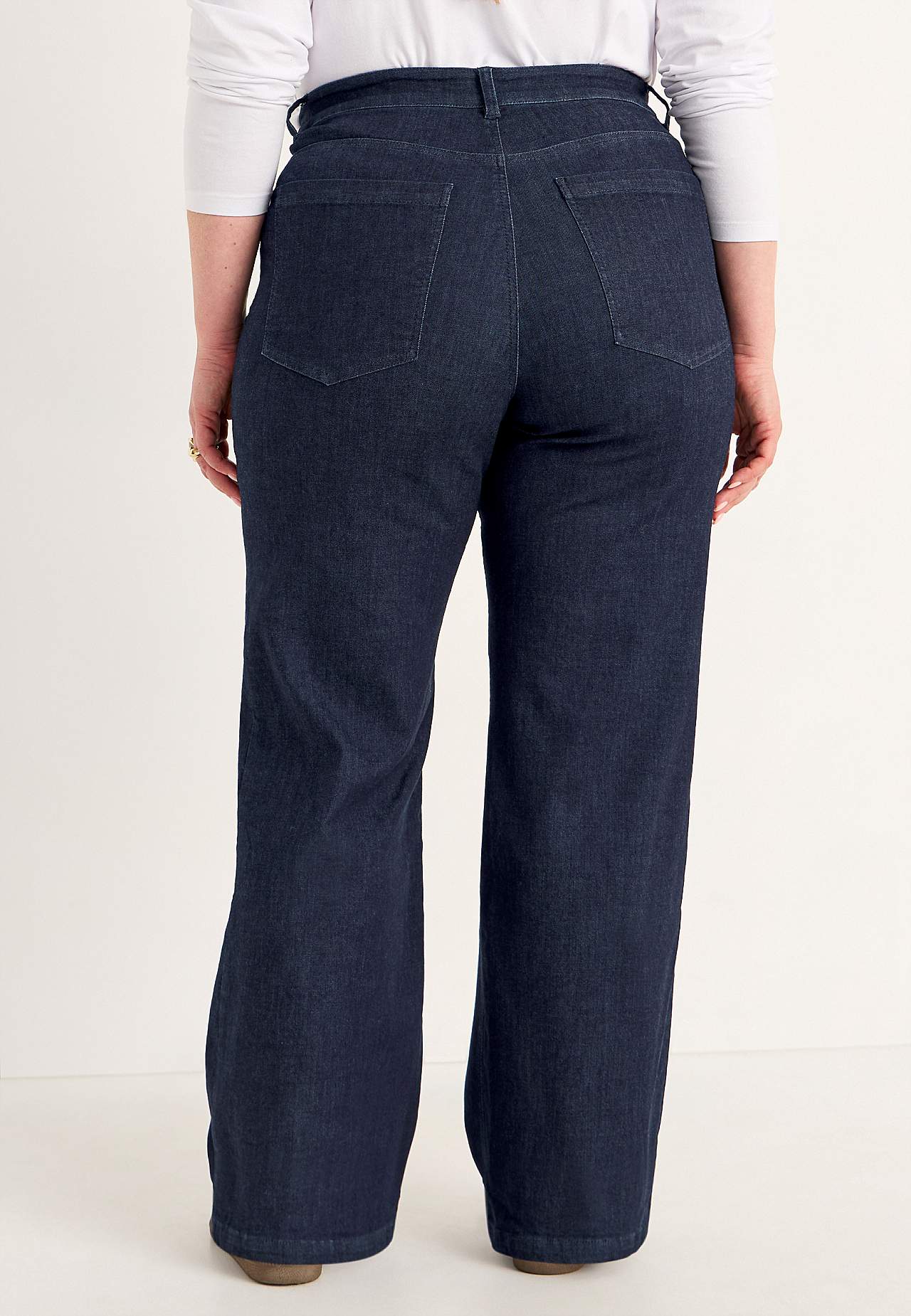 Brede jeans med syede pressefolder Mia