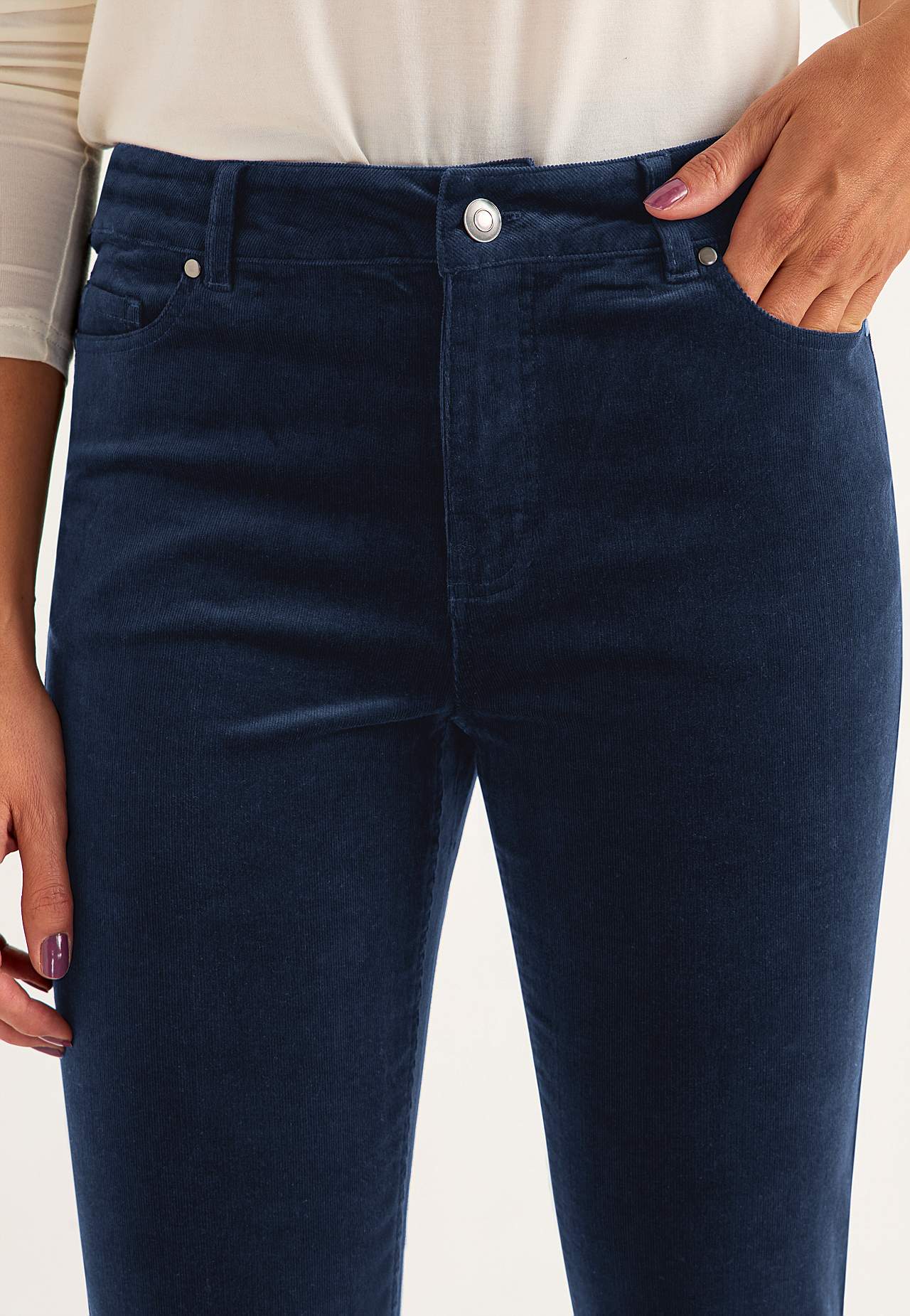 Elastiske fløjlsbukser med lige ben