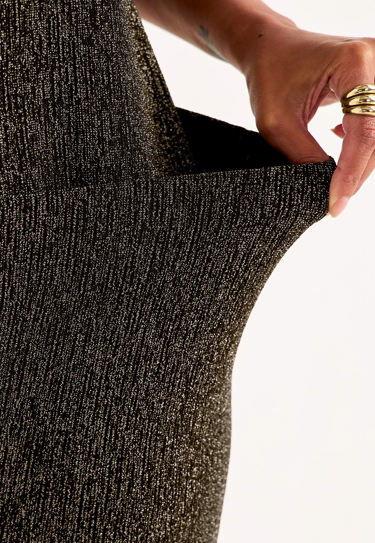 Glitrende festbukser