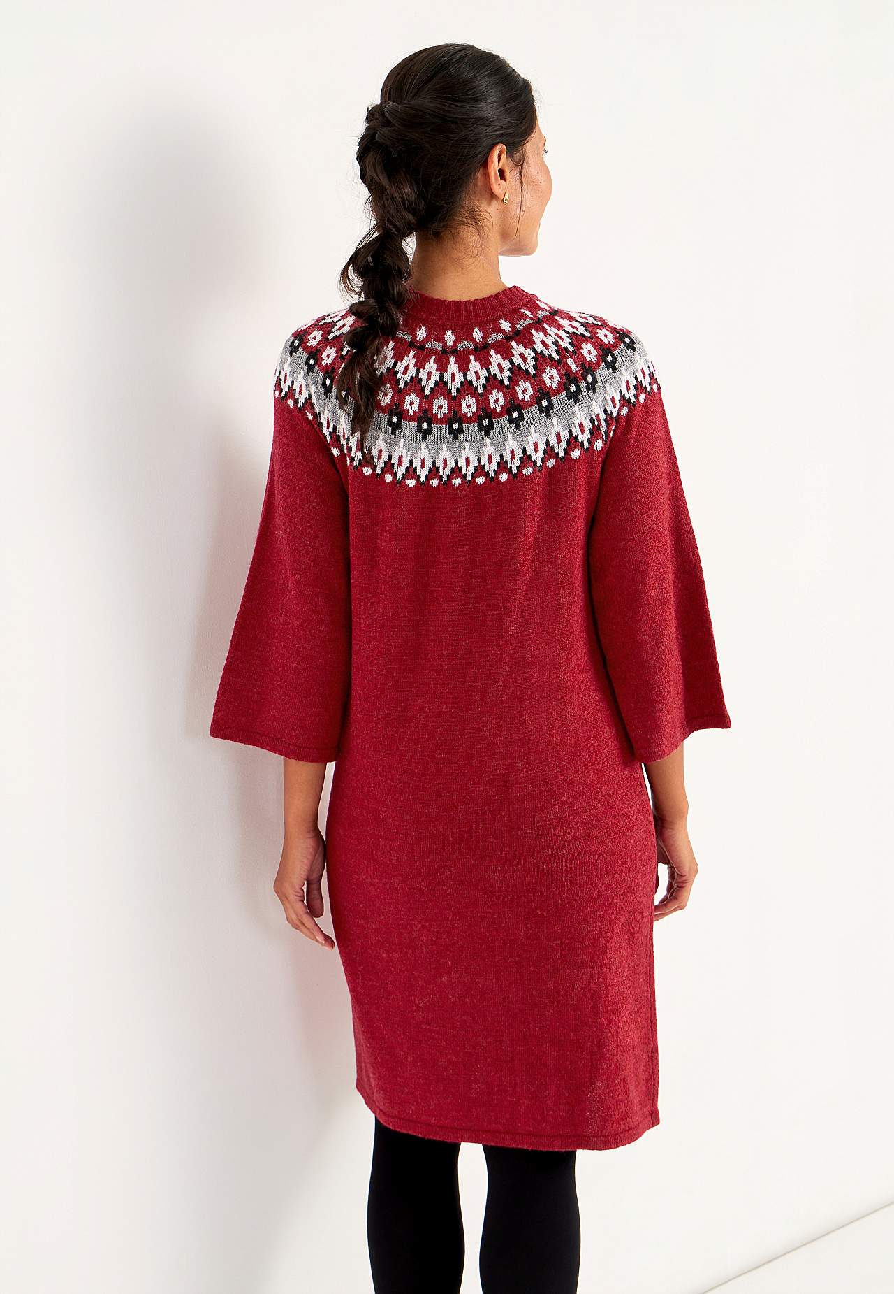 Strikket, jacquardmønstret kjole