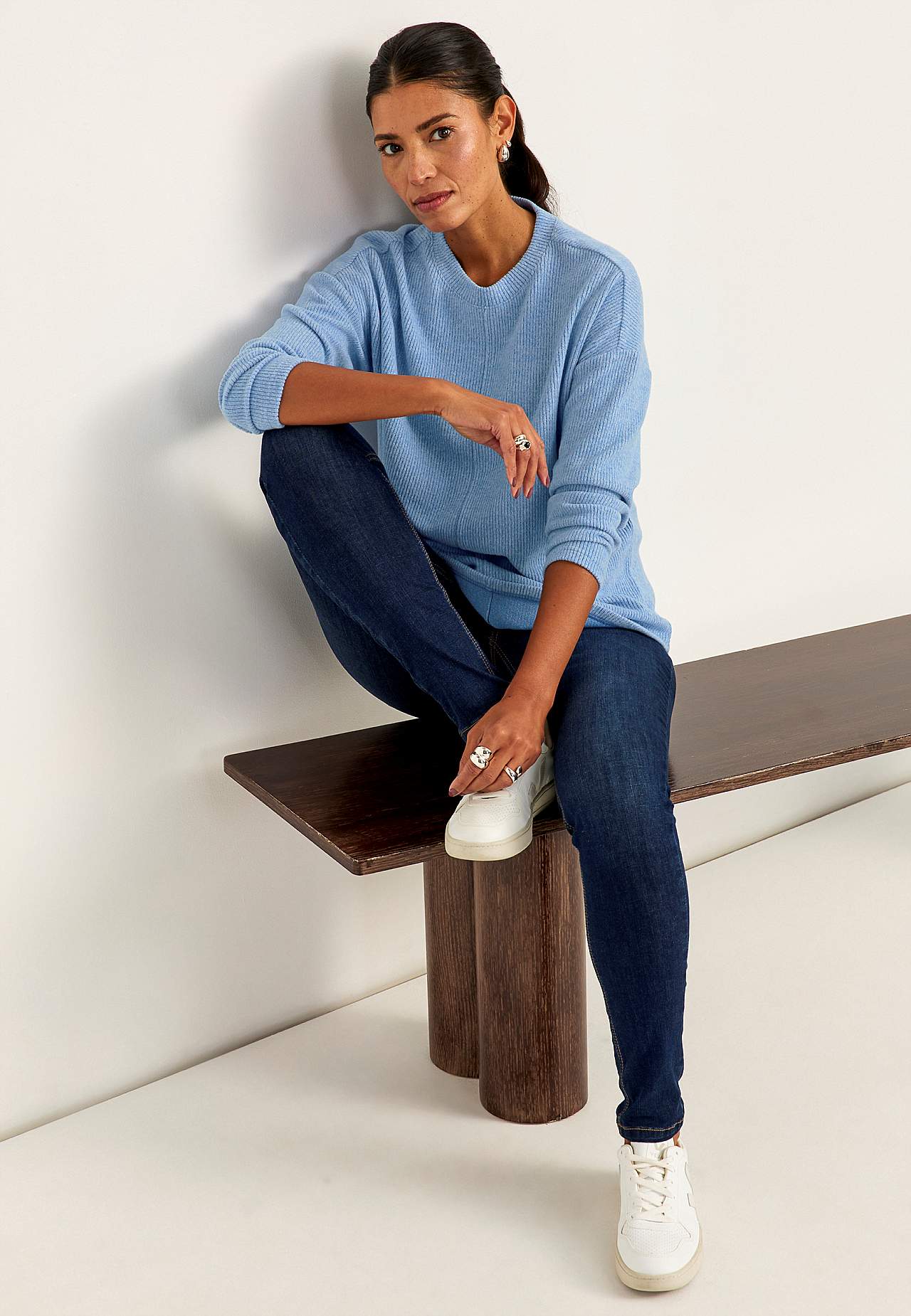 Superblød trøje med dekorativ midtersøm Beata