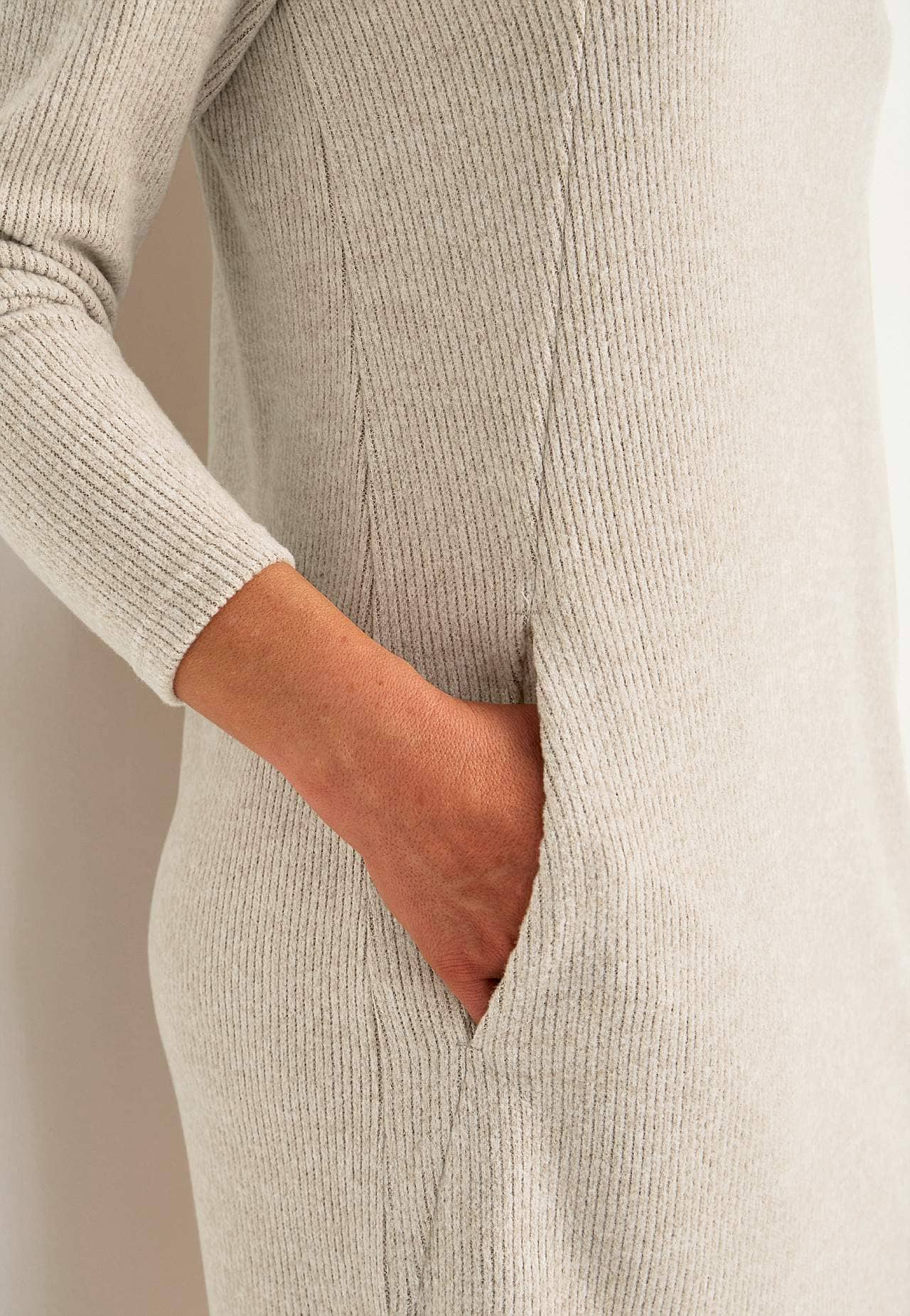 Superblød kjole med lommer Beata