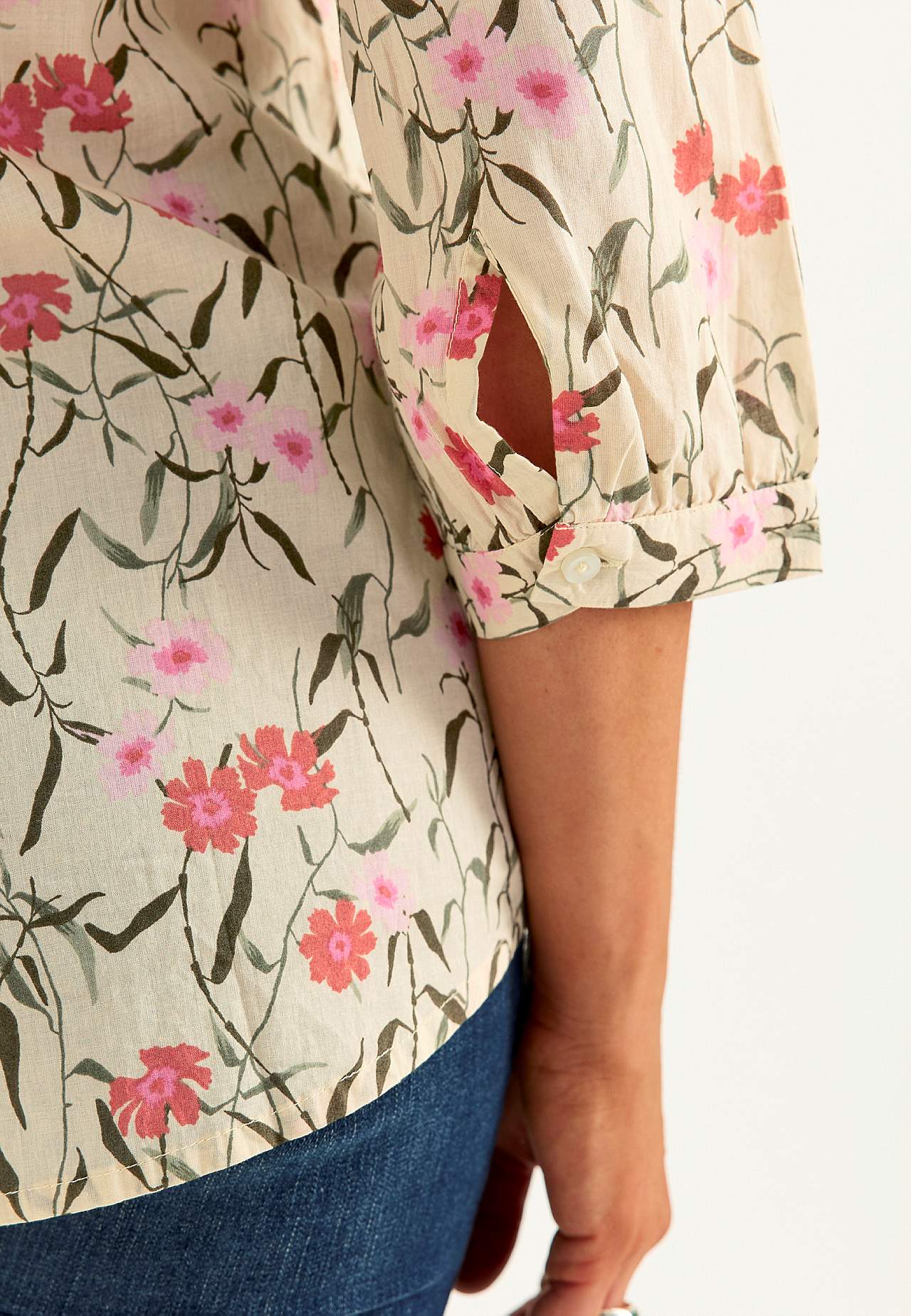 Vævet tunika med et blomstermønster