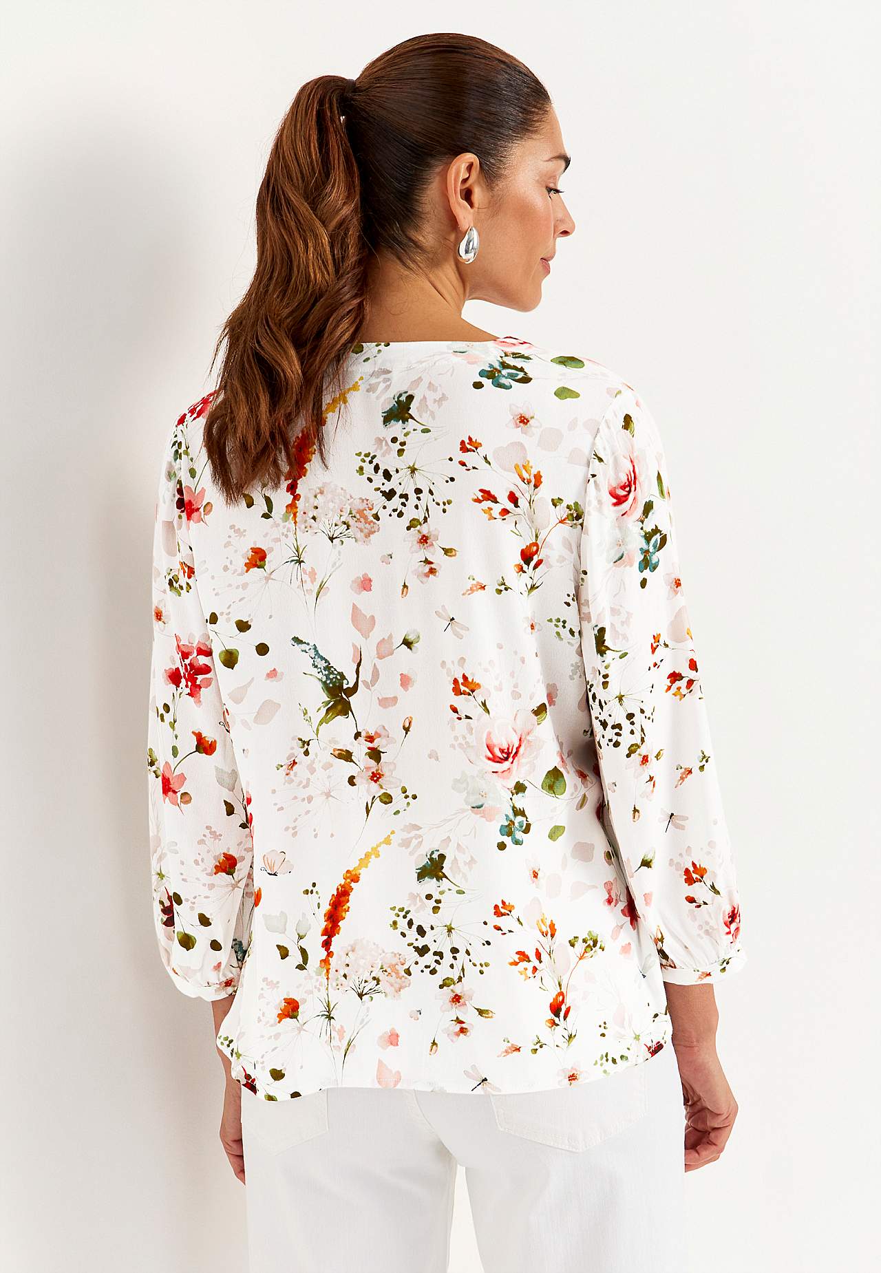 Vævet bluse med et blomstermønster