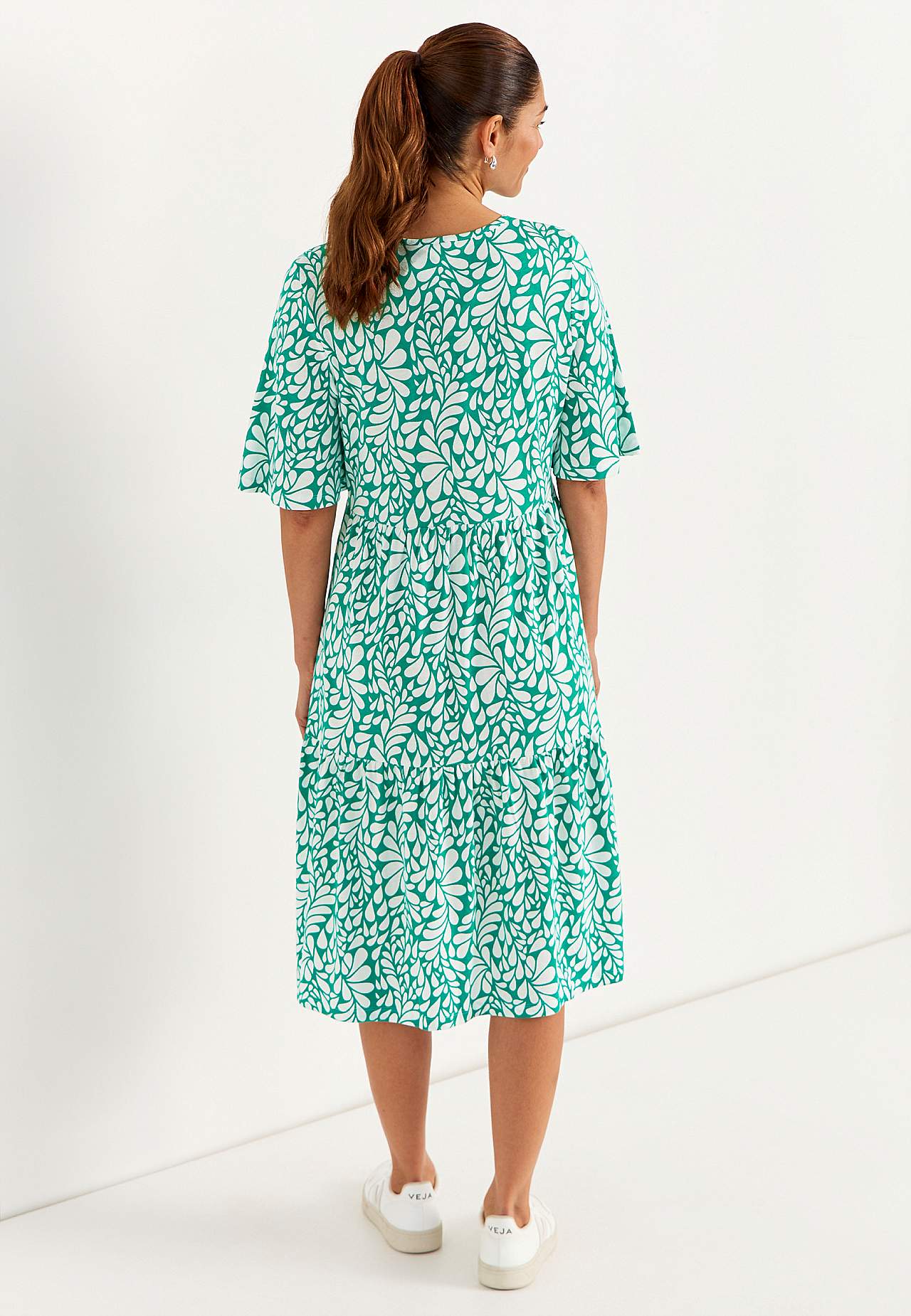 Jerseykjole med volant