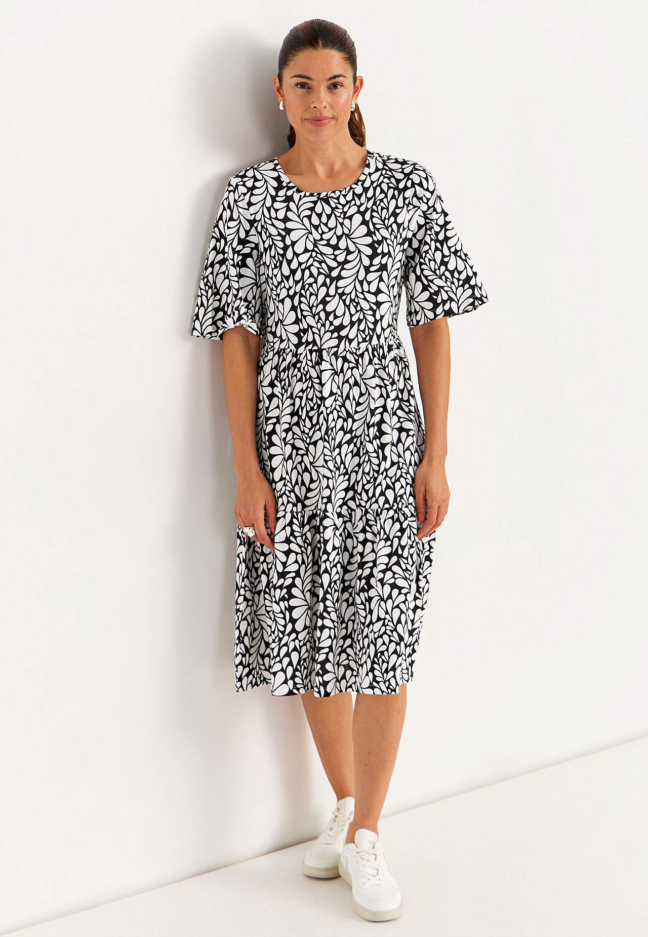 Jerseykjole med volant