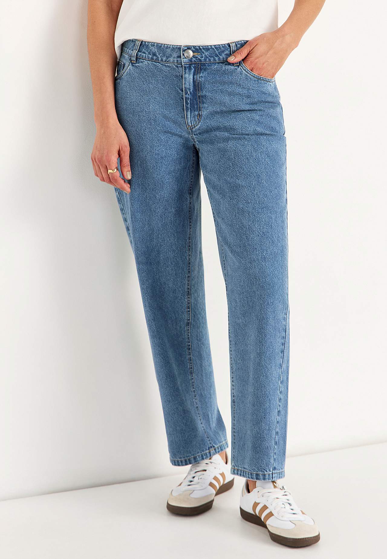 Løse ankeljeans