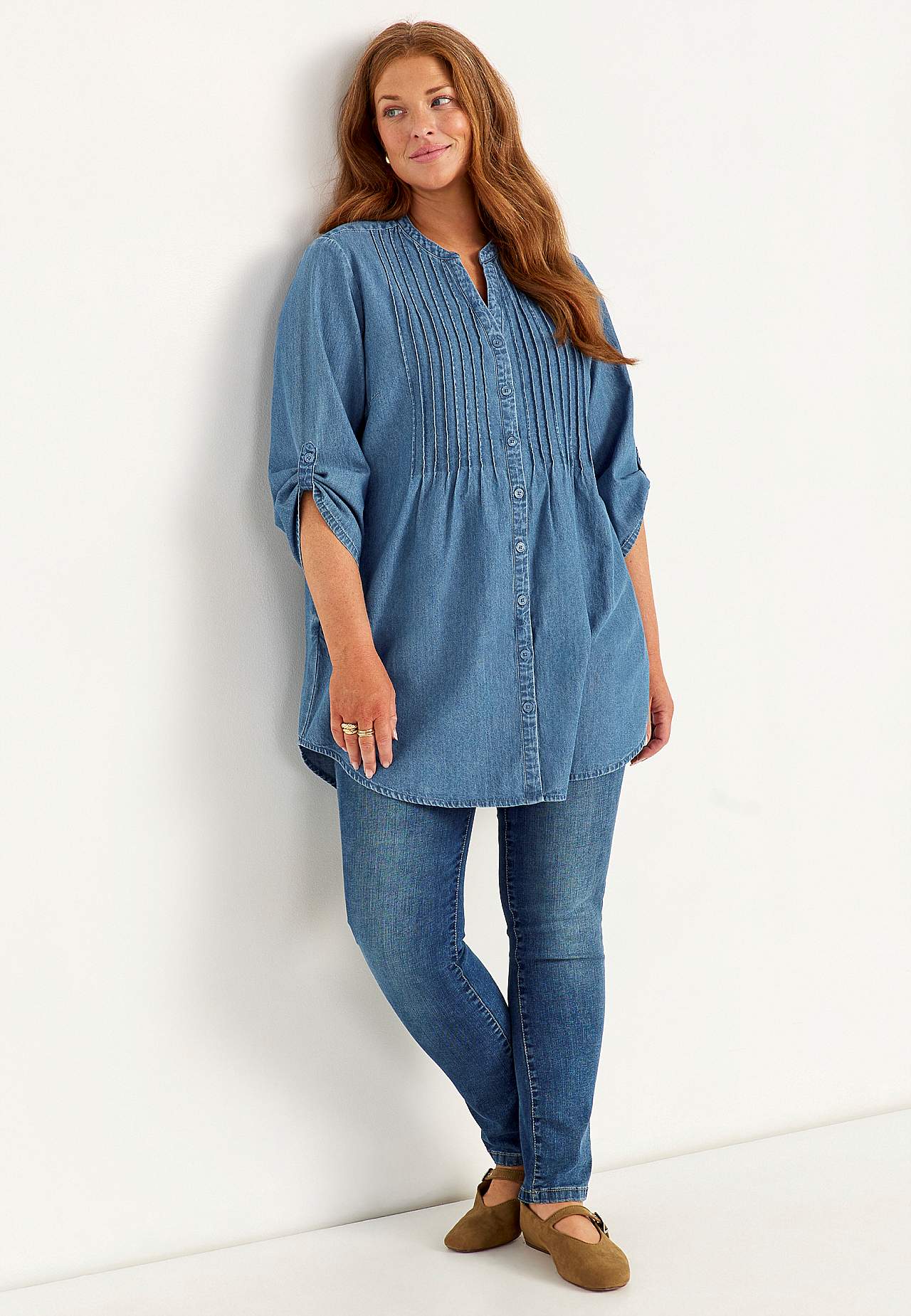 Luftig tunika i let denim med lommer