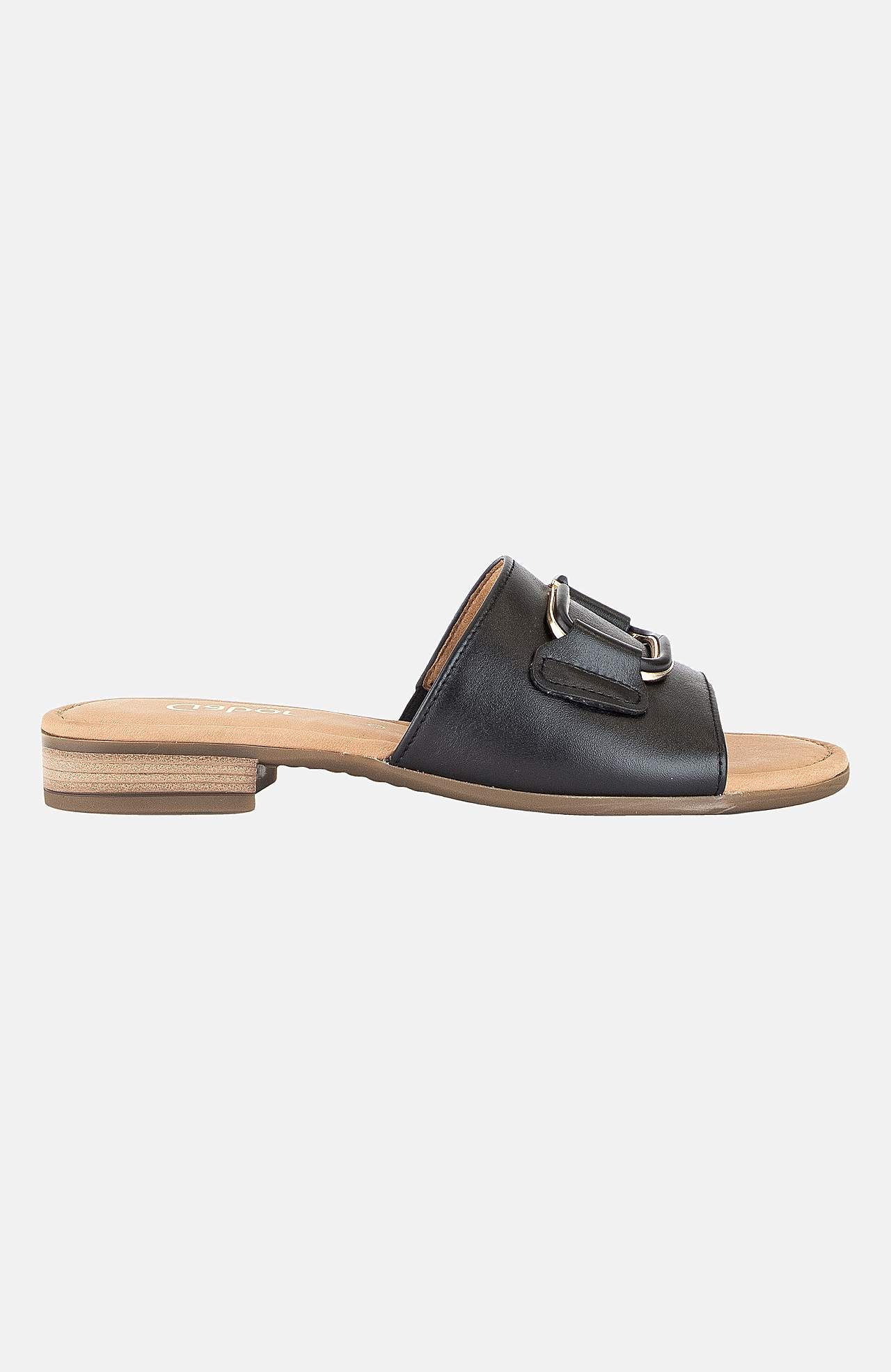 Lædersandal med metaldetalje