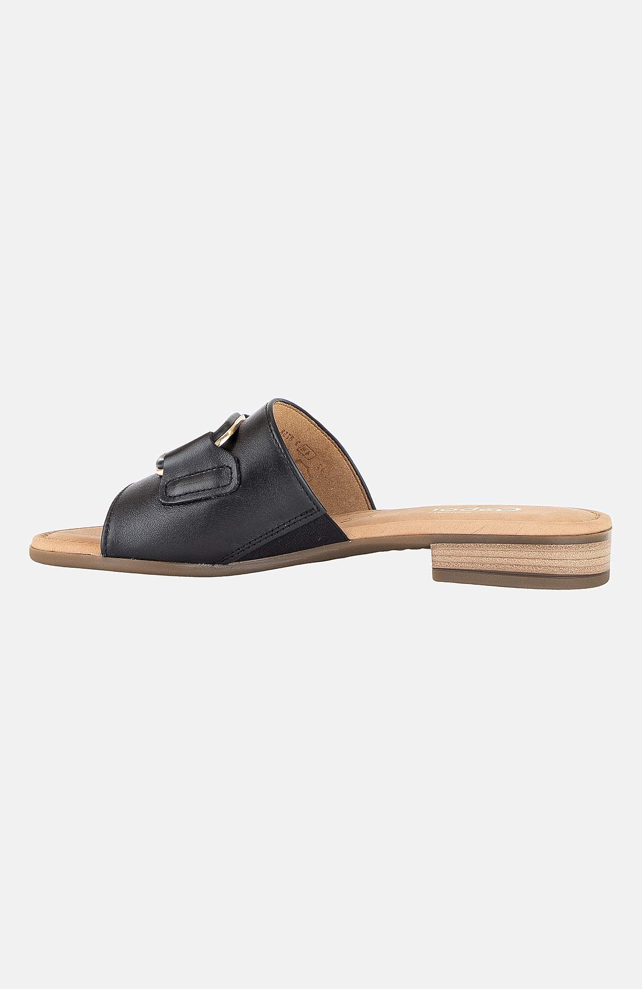 Lædersandal med metaldetalje