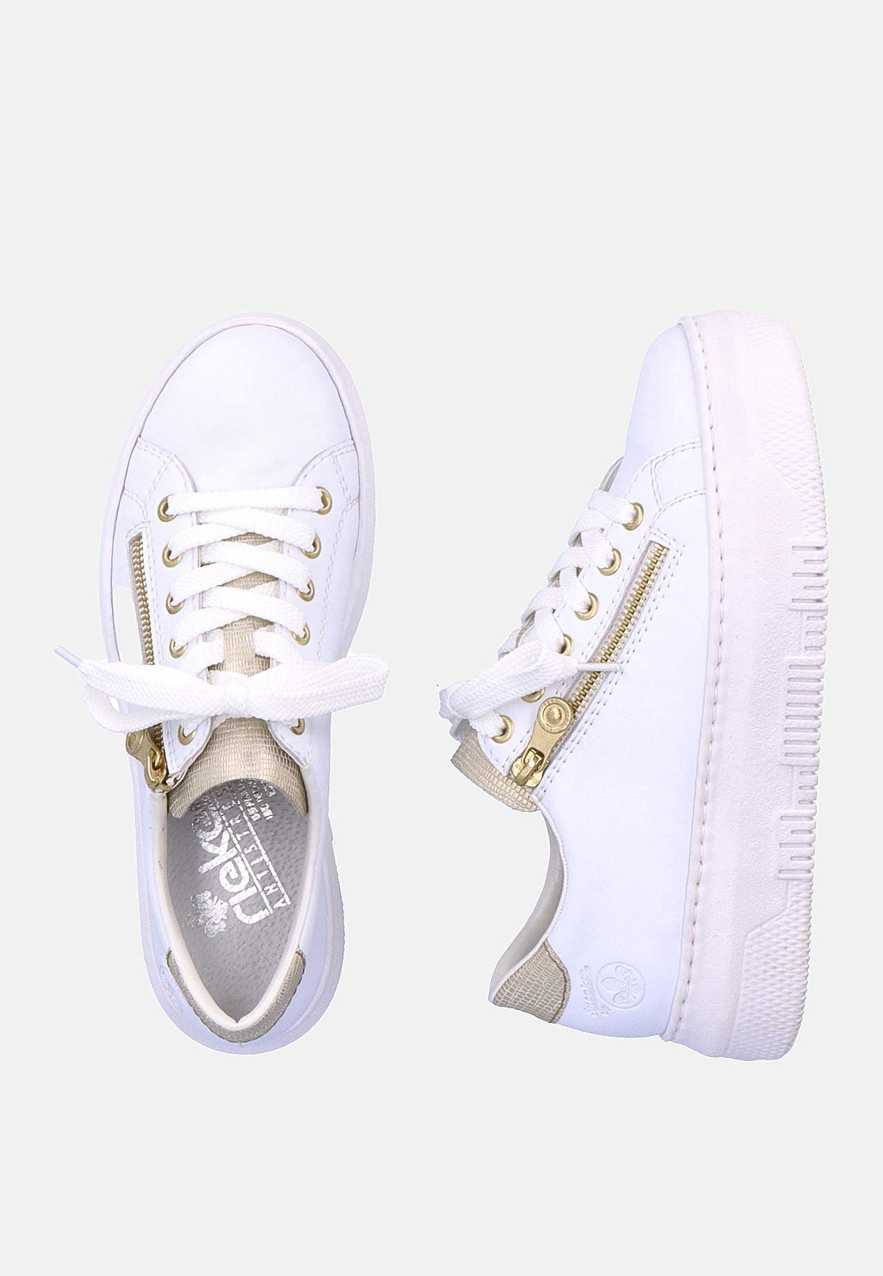 Sneakers med gyldne detaljer