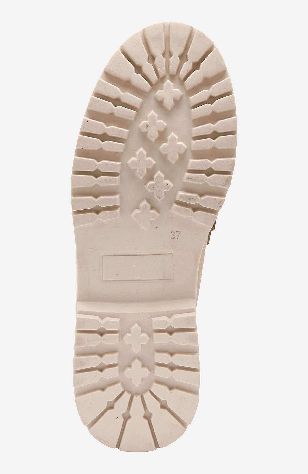 Loafer med kædedetalje