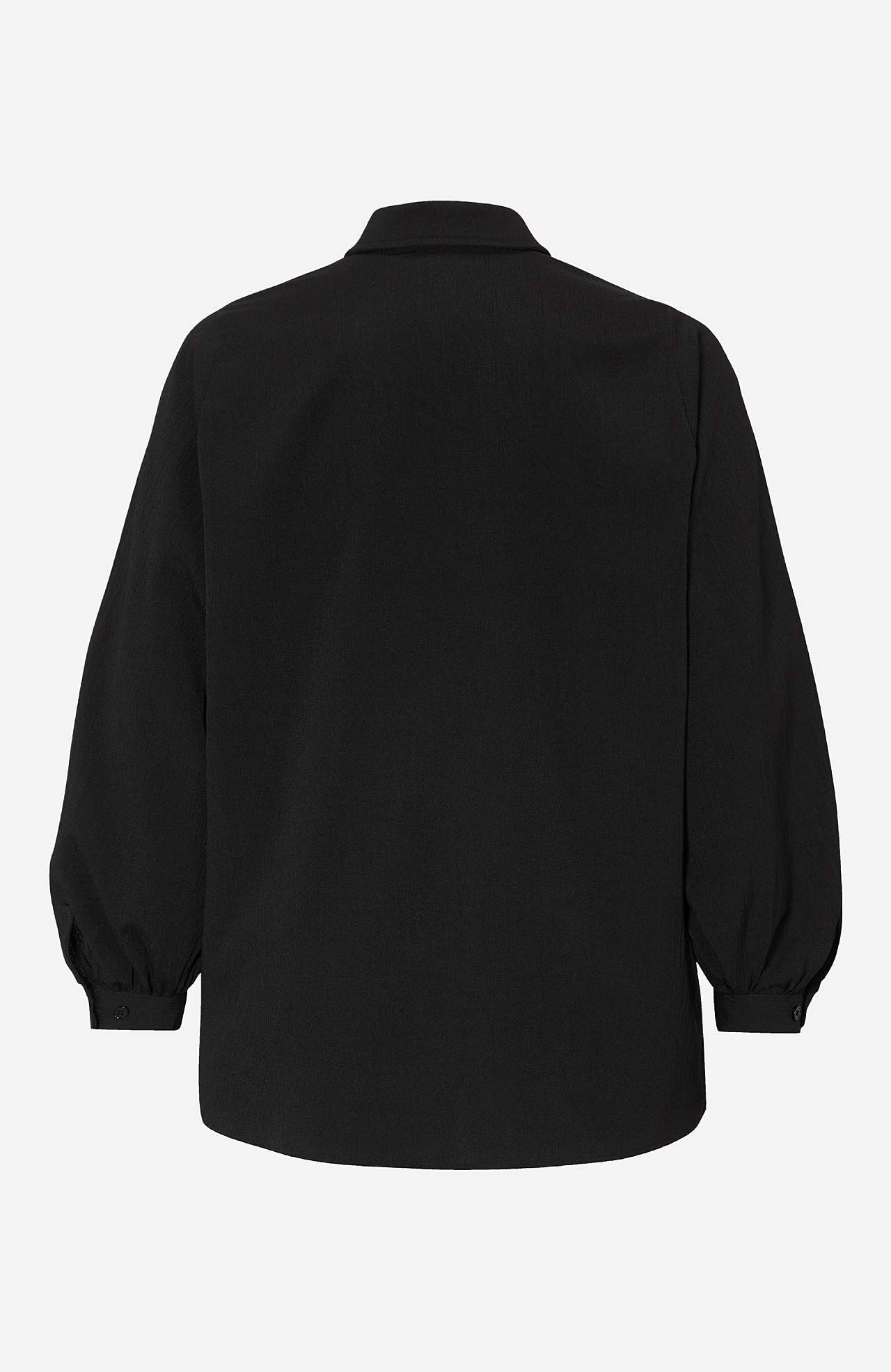 Bluse med brede ærmer