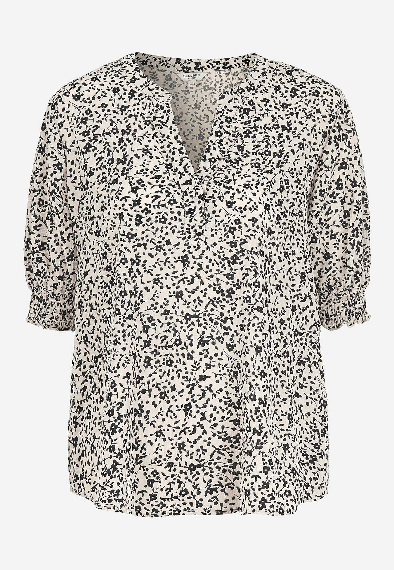 Kreppet bluse med smock
