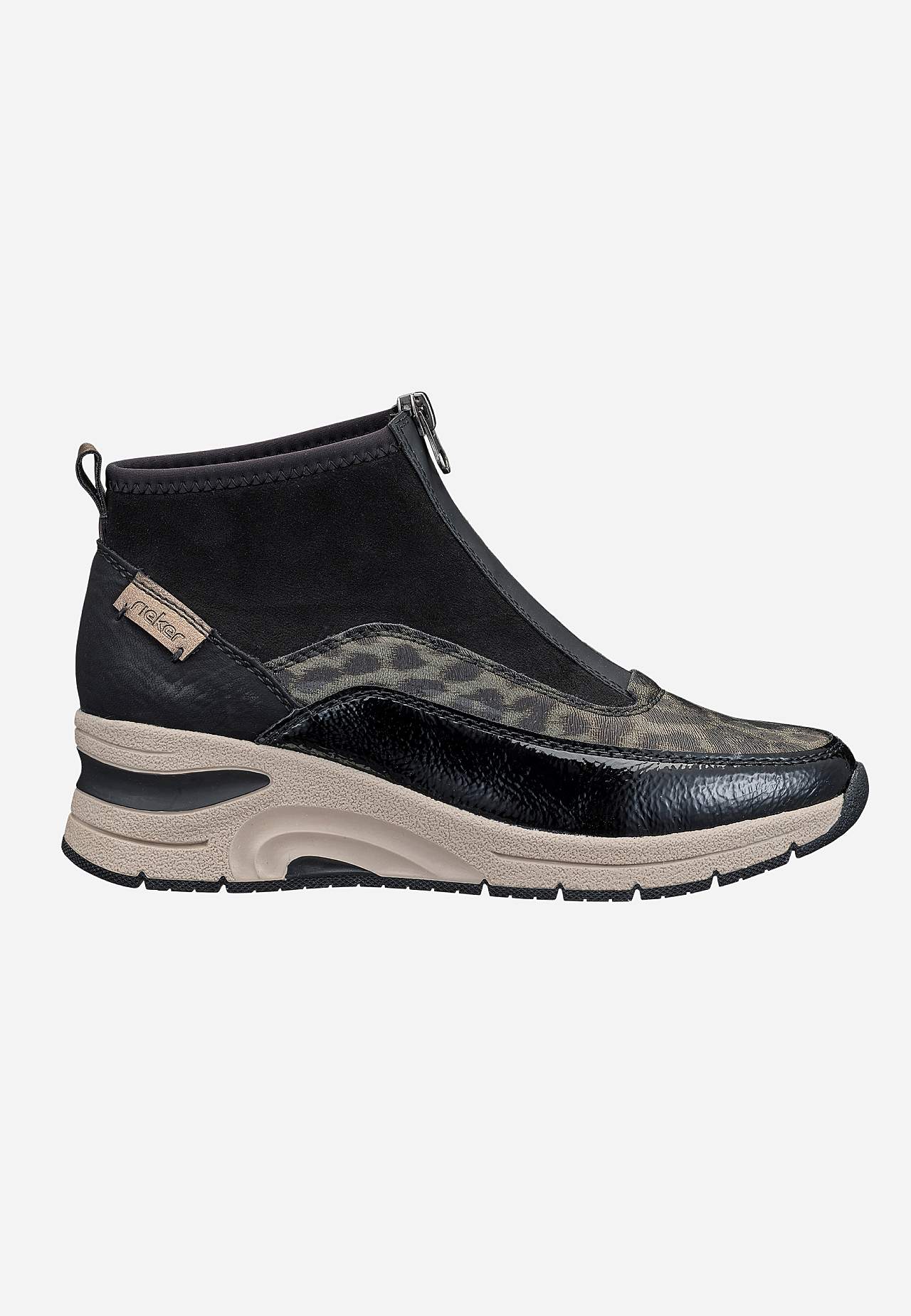Sneakerstøvle med wedgehæl