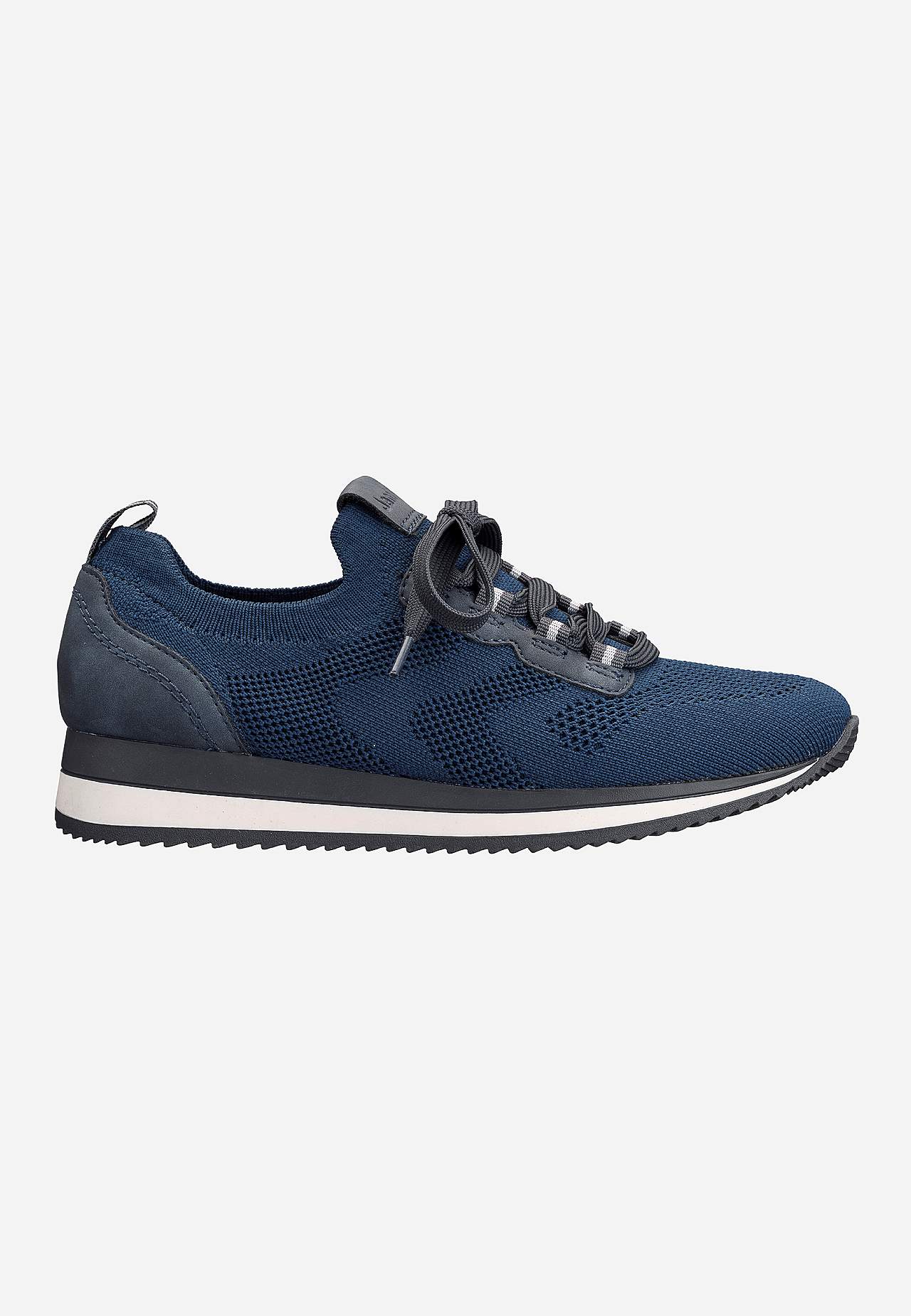 Sneakers i træk-på model