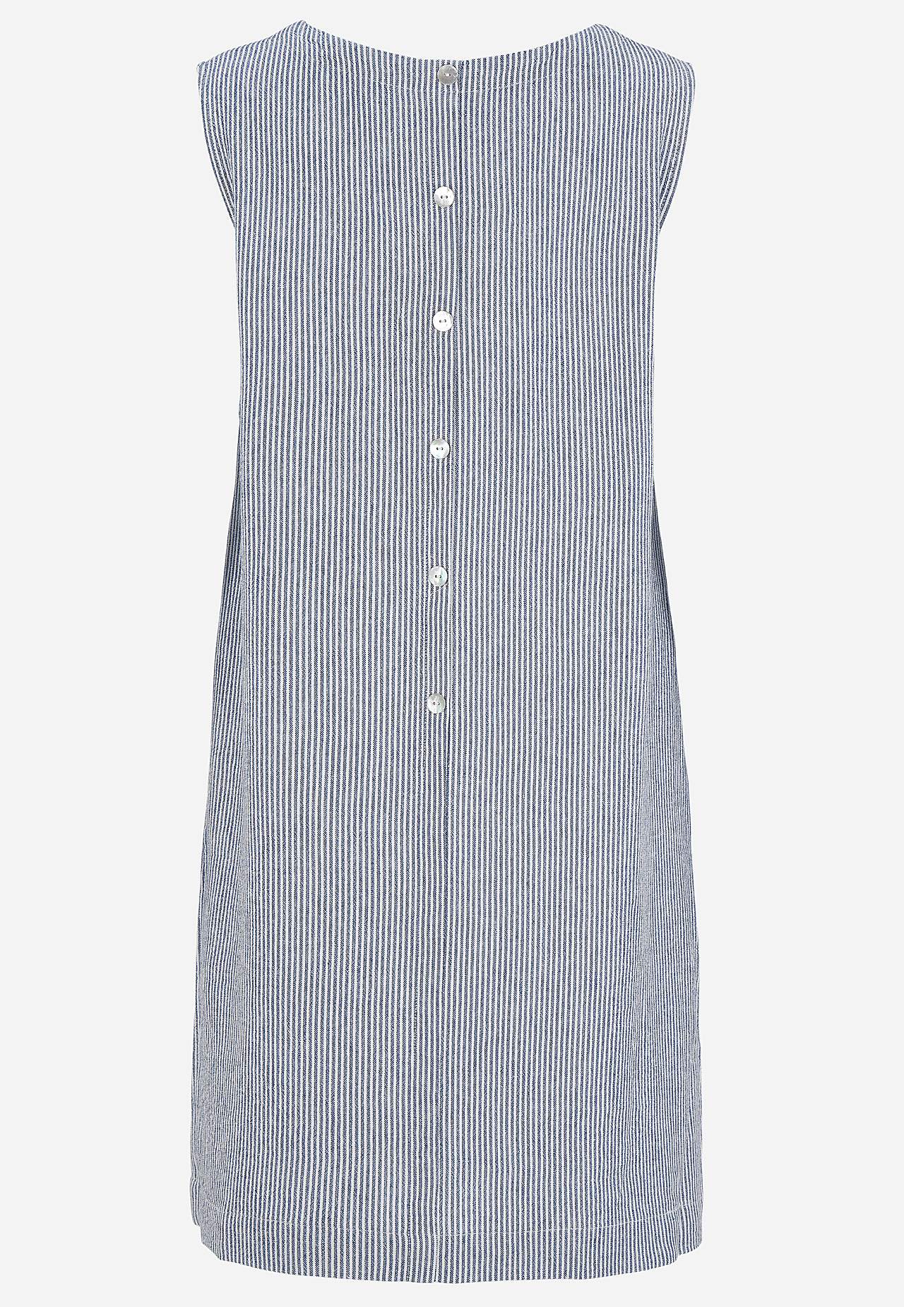Kjole med garnfarvede striber
