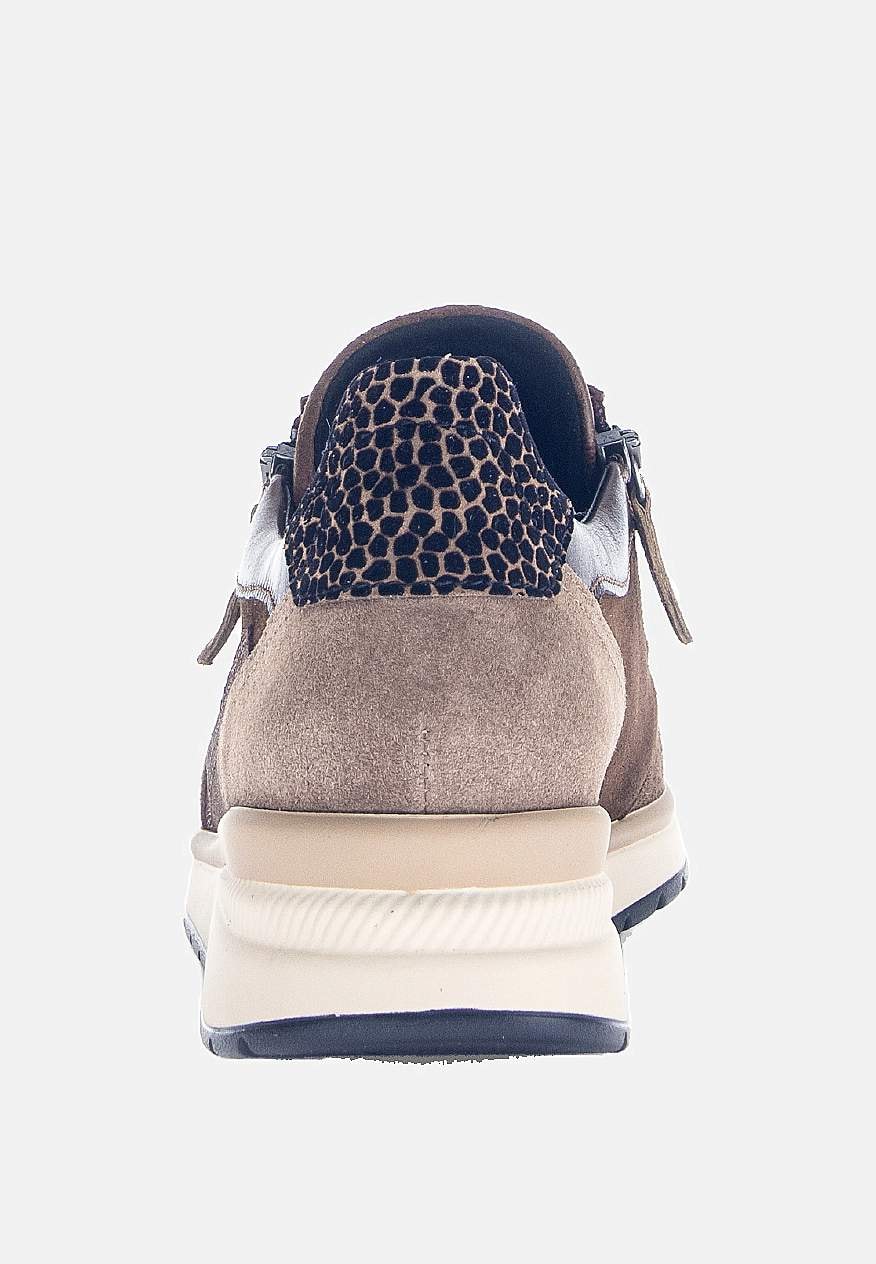 Sneakers Hallux valgus
